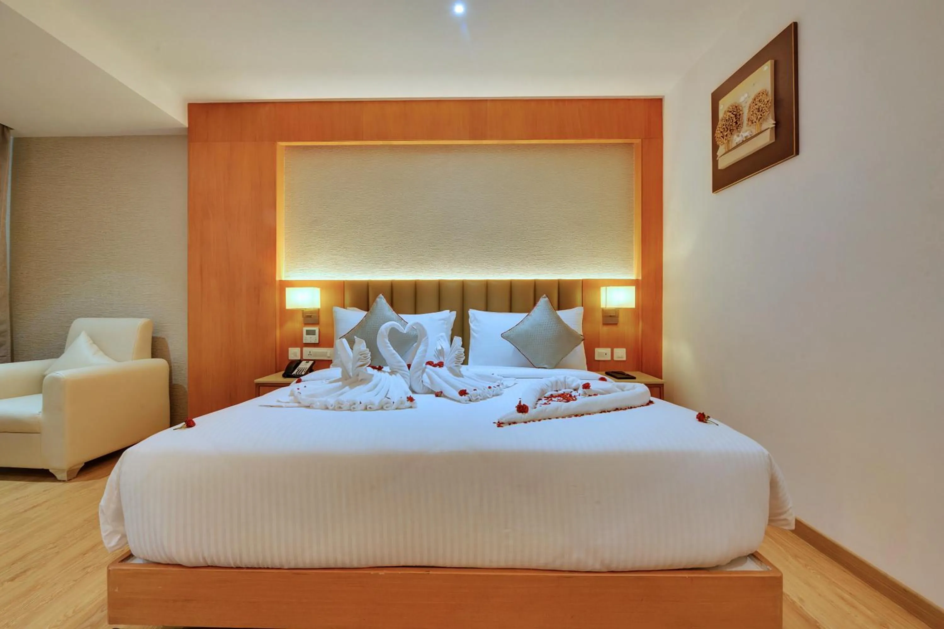 Bed in Clarion Hotel Bangalore