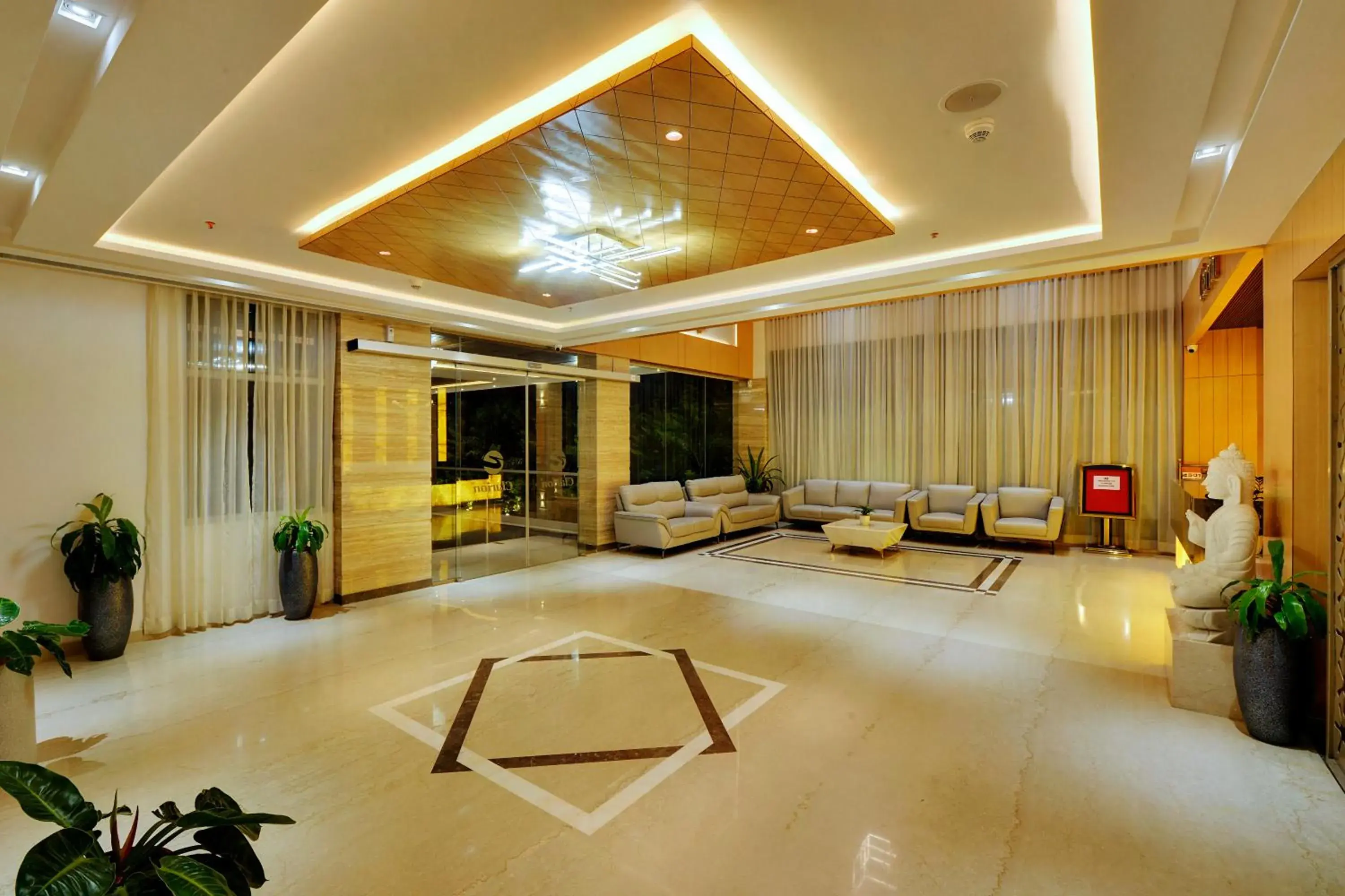 Lobby or reception in Clarion Hotel Bangalore Lobby or reception in Clarion Hotel Bangalore