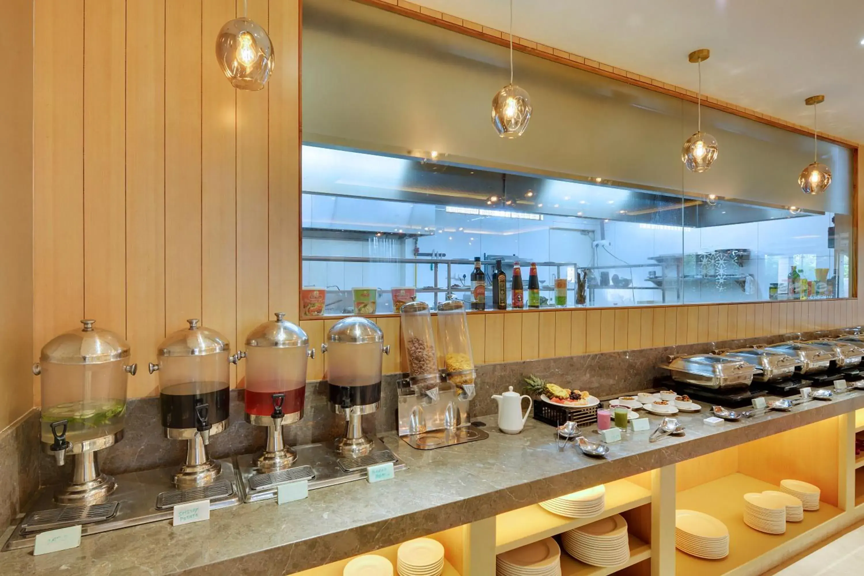 Restaurant/places to eat in Clarion Hotel Bangalore Restaurant/places to eat in Clarion Hotel Bangalore