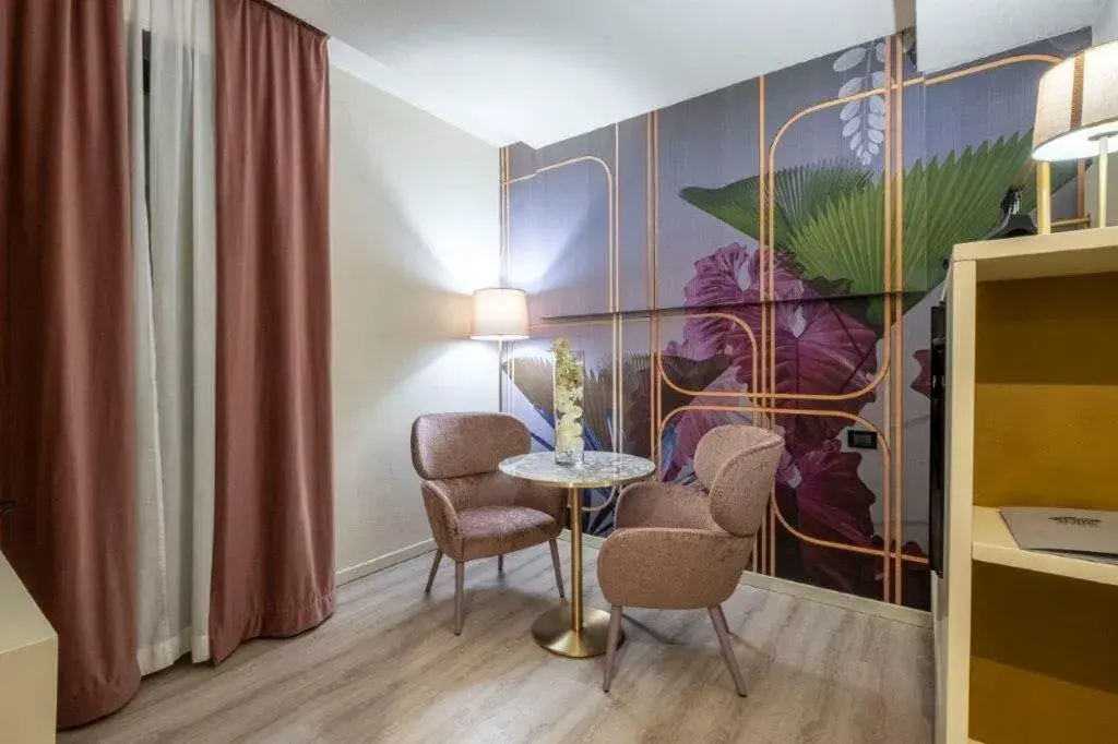 Living room in Hotel Le Palme Lago Maggiore Bike Friendly Living room in Hotel Le Palme Lago Maggiore Bike Friendly