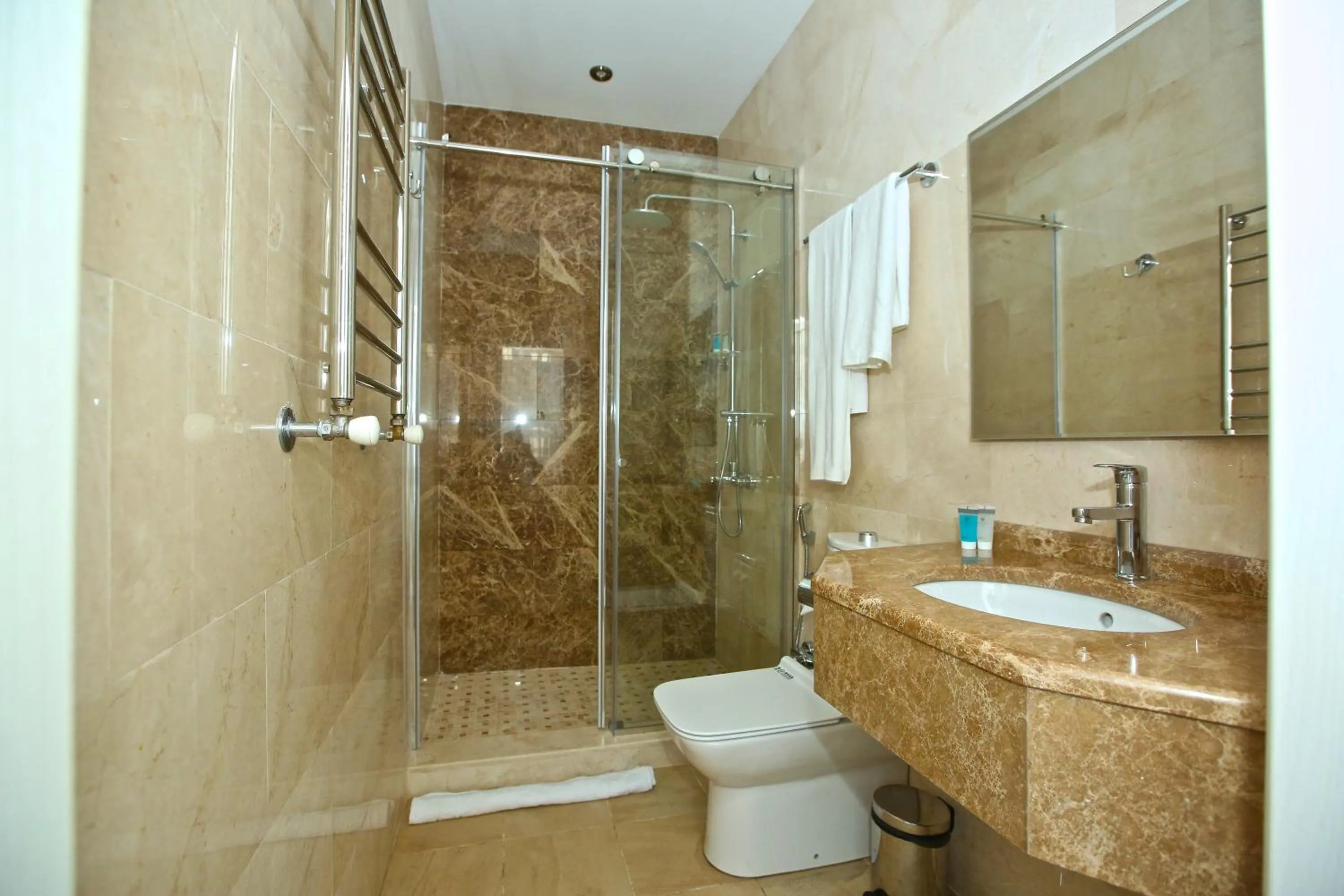 Bathroom in Miraj Hotel