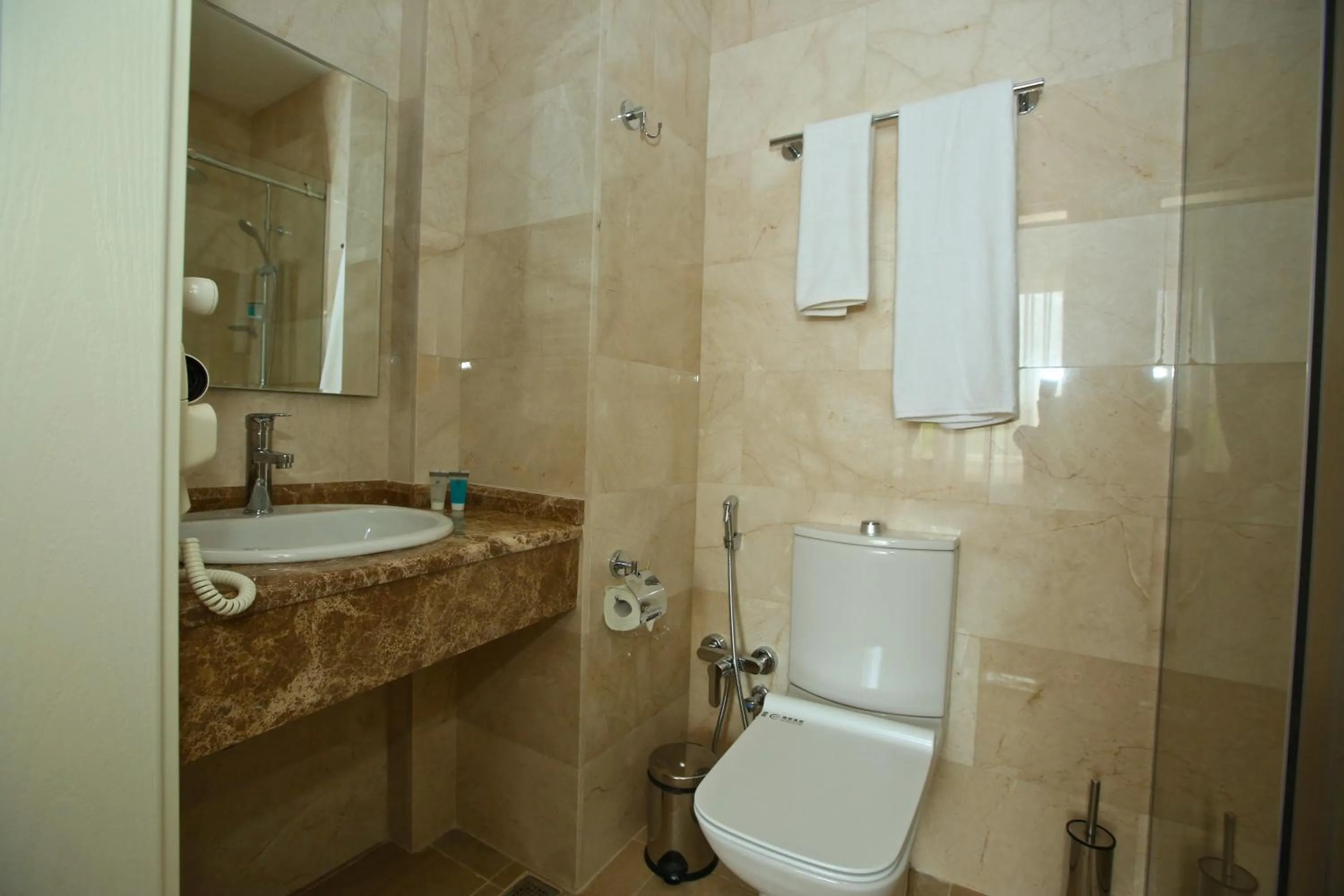 Bathroom in Miraj Hotel