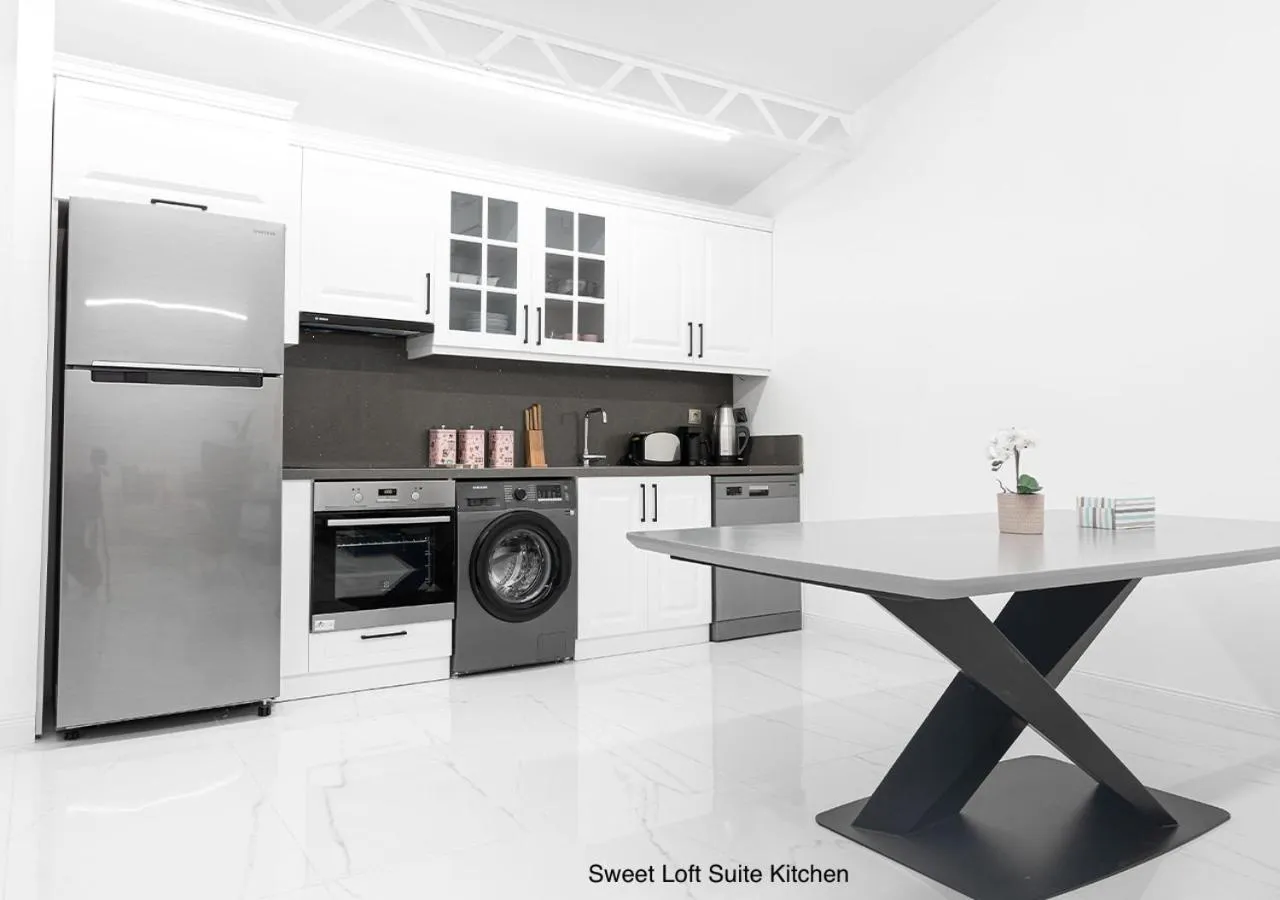 Kitchen or kitchenette in Luxury Suites by NOK ISTANBUL NISANTASI