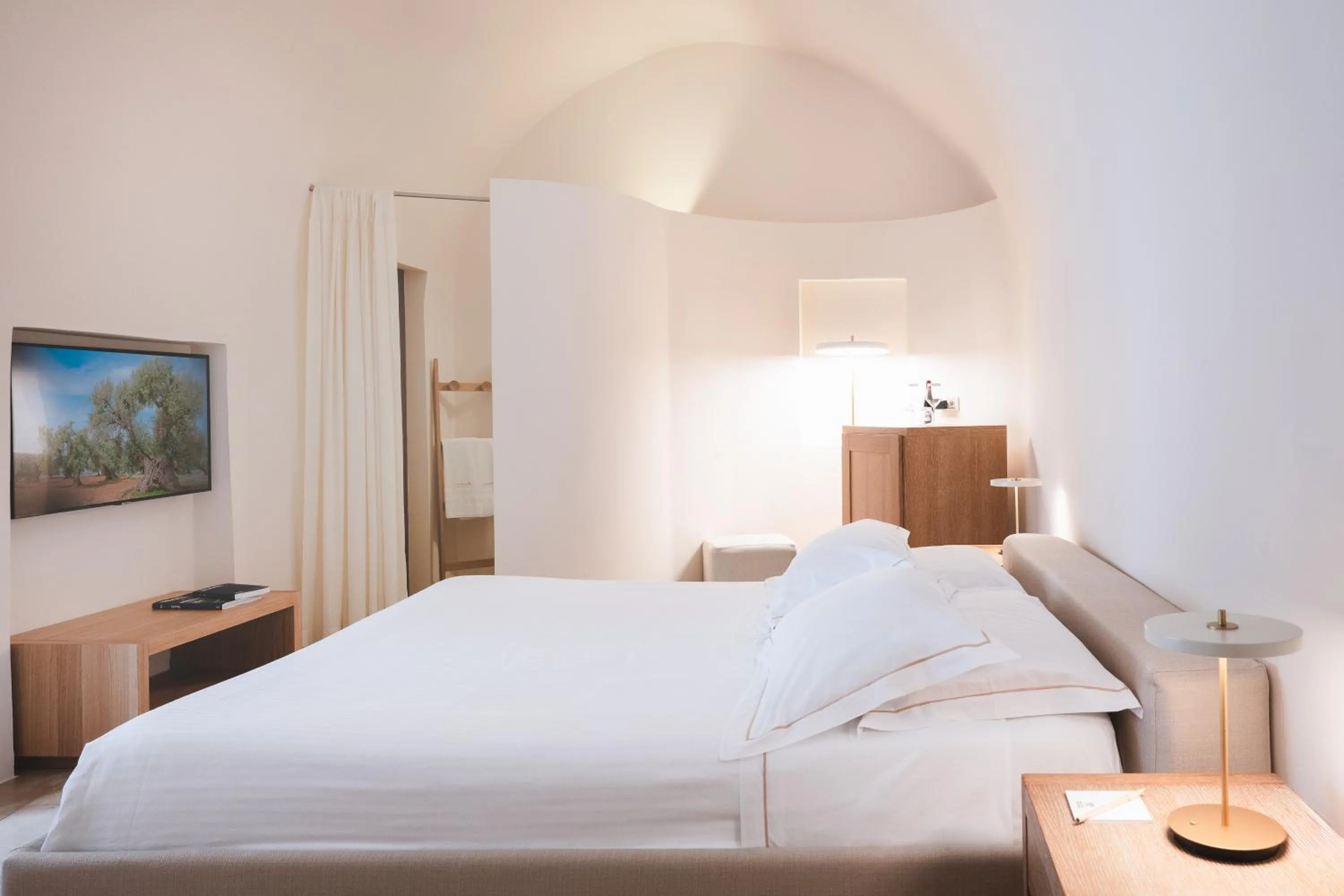 TV and multimedia, Bed in La Sommità Relais & Chateaux