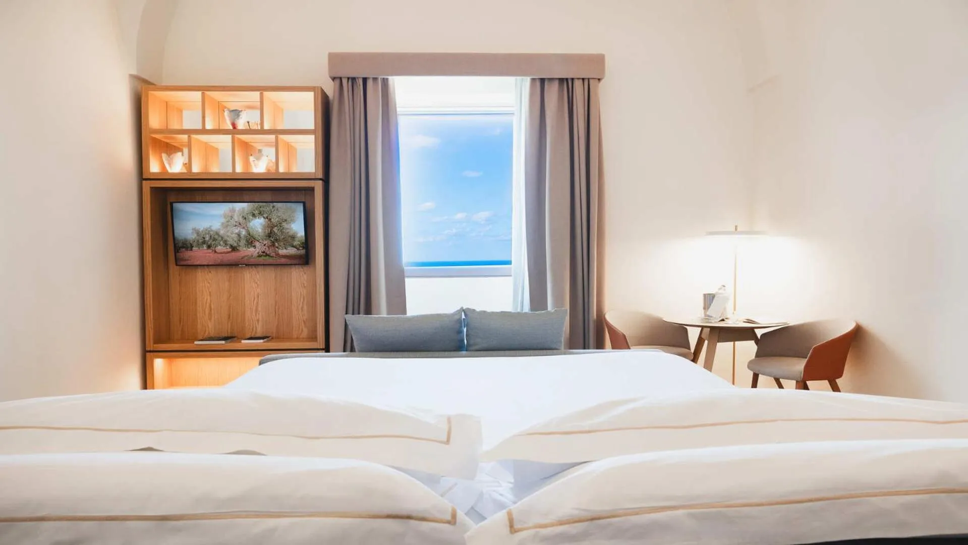 Bedroom, Bed in La Sommità Relais & Chateaux