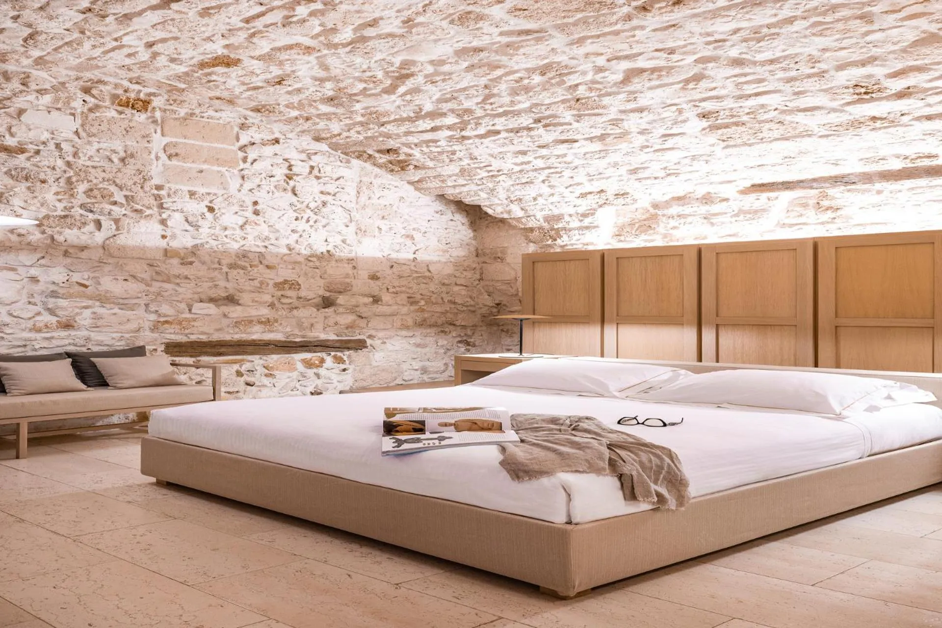 Bedroom, Bed in La Sommità Relais & Chateaux