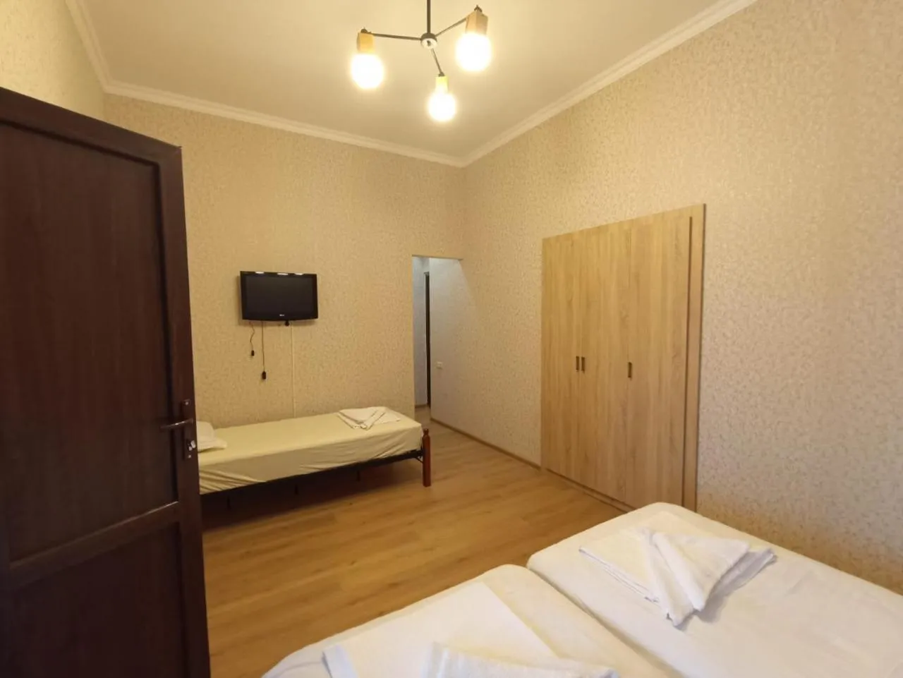 Bed in Hotel Guri