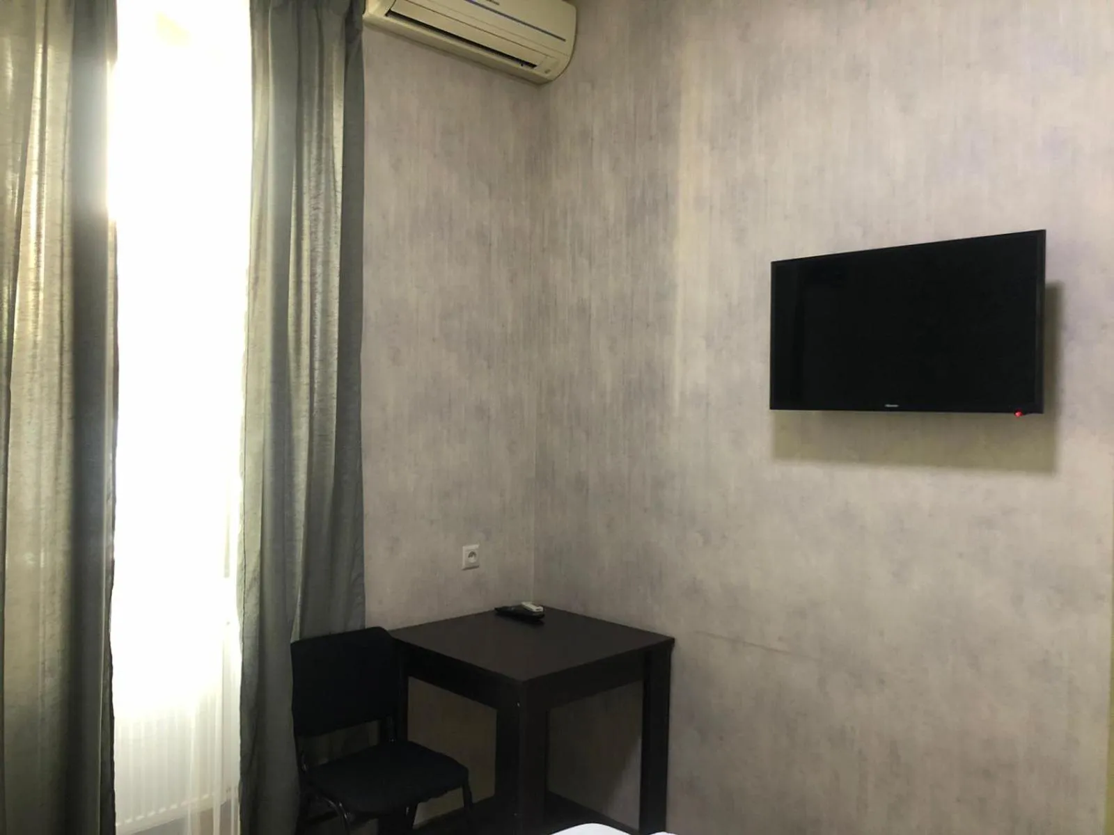 air conditioner in Hotel Guri