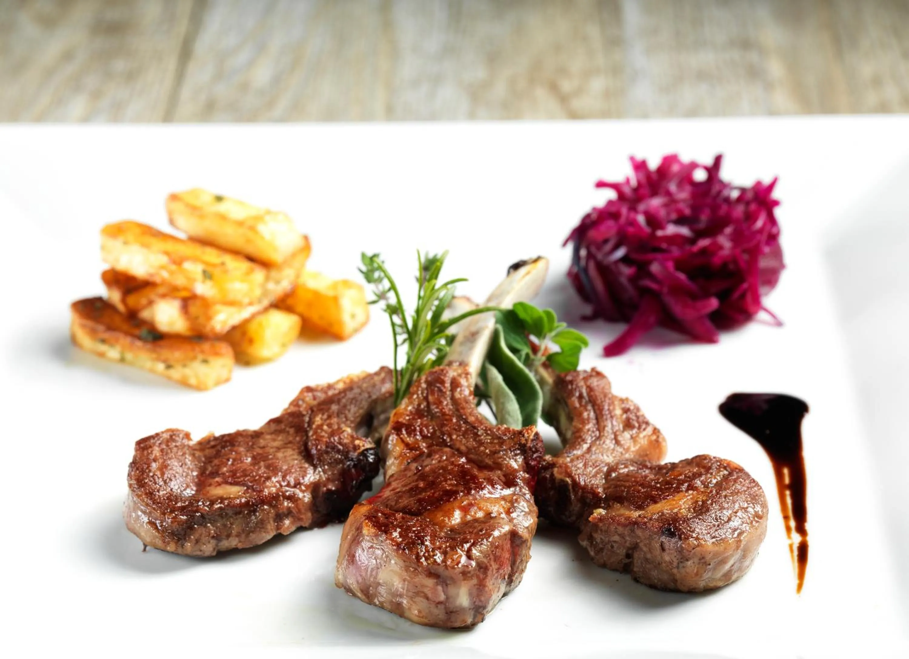 Food and drinks in Hotel Miralago