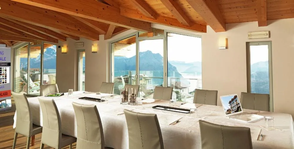 Meeting/conference room in Hotel Miralago