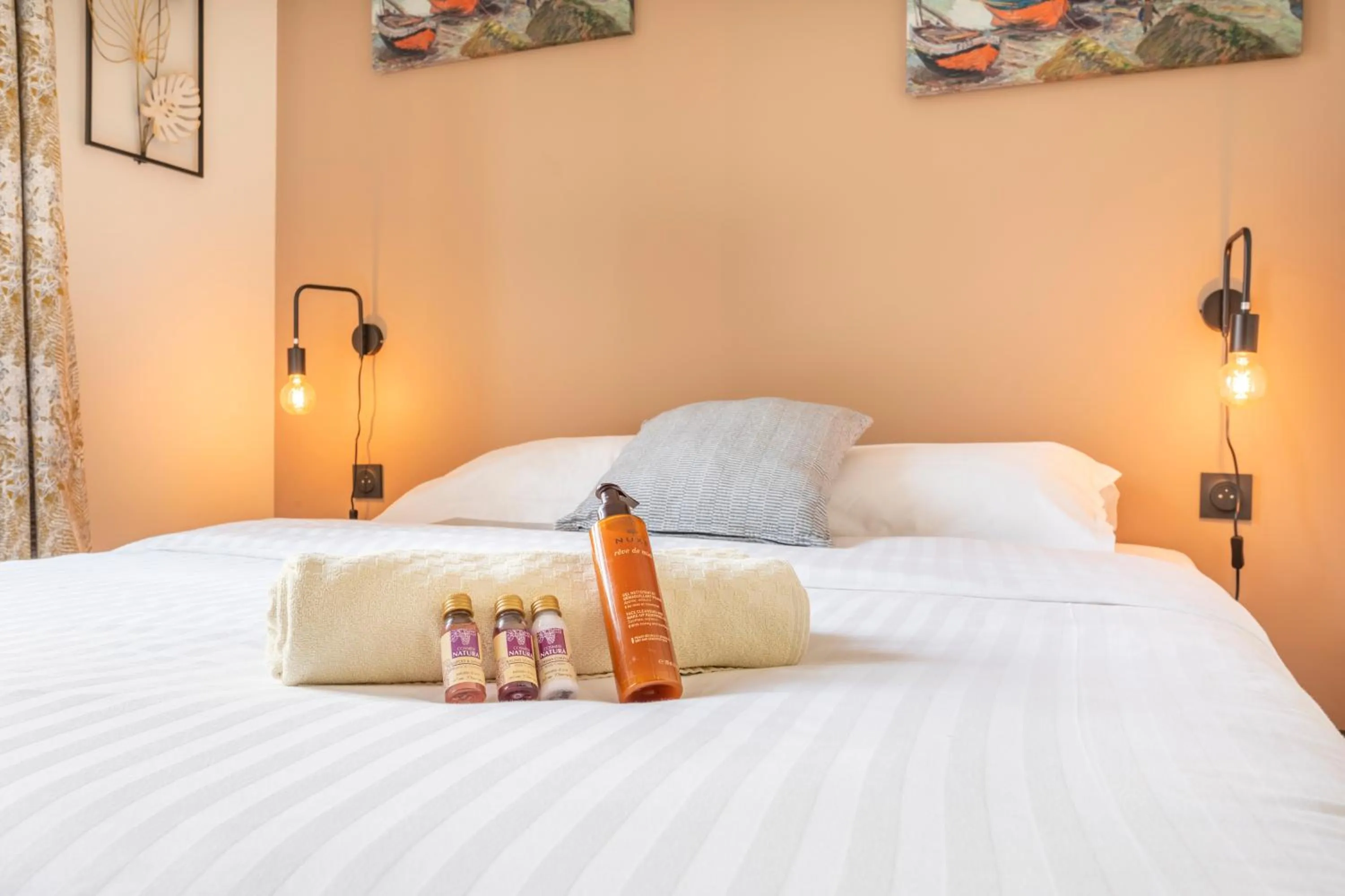 ADIRA Résid'Marseille Vieux-port 2 étoiles