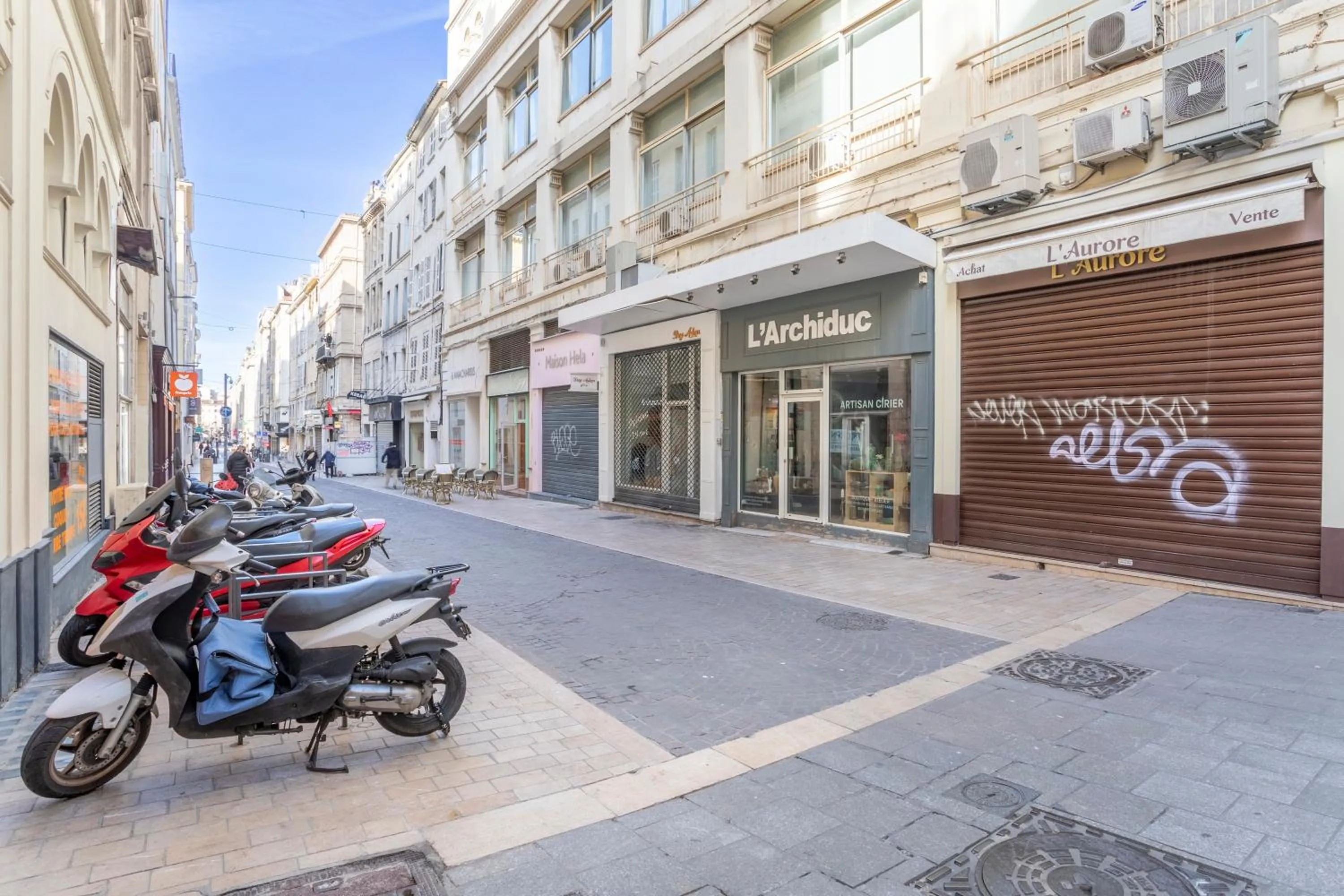 Day in ADIRA Résid'Marseille Vieux-port 2 étoiles