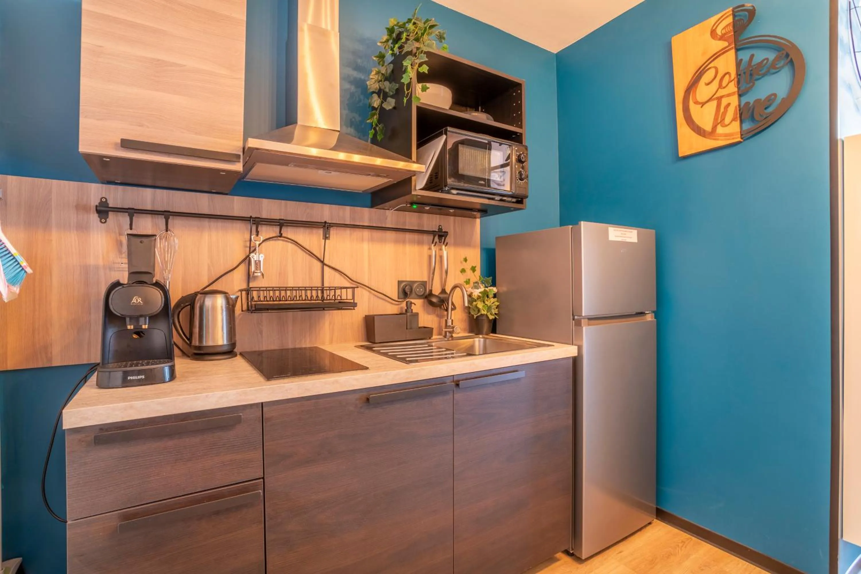 Coffee/tea facilities in ADIRA Résid'Marseille Vieux-port 2 étoiles