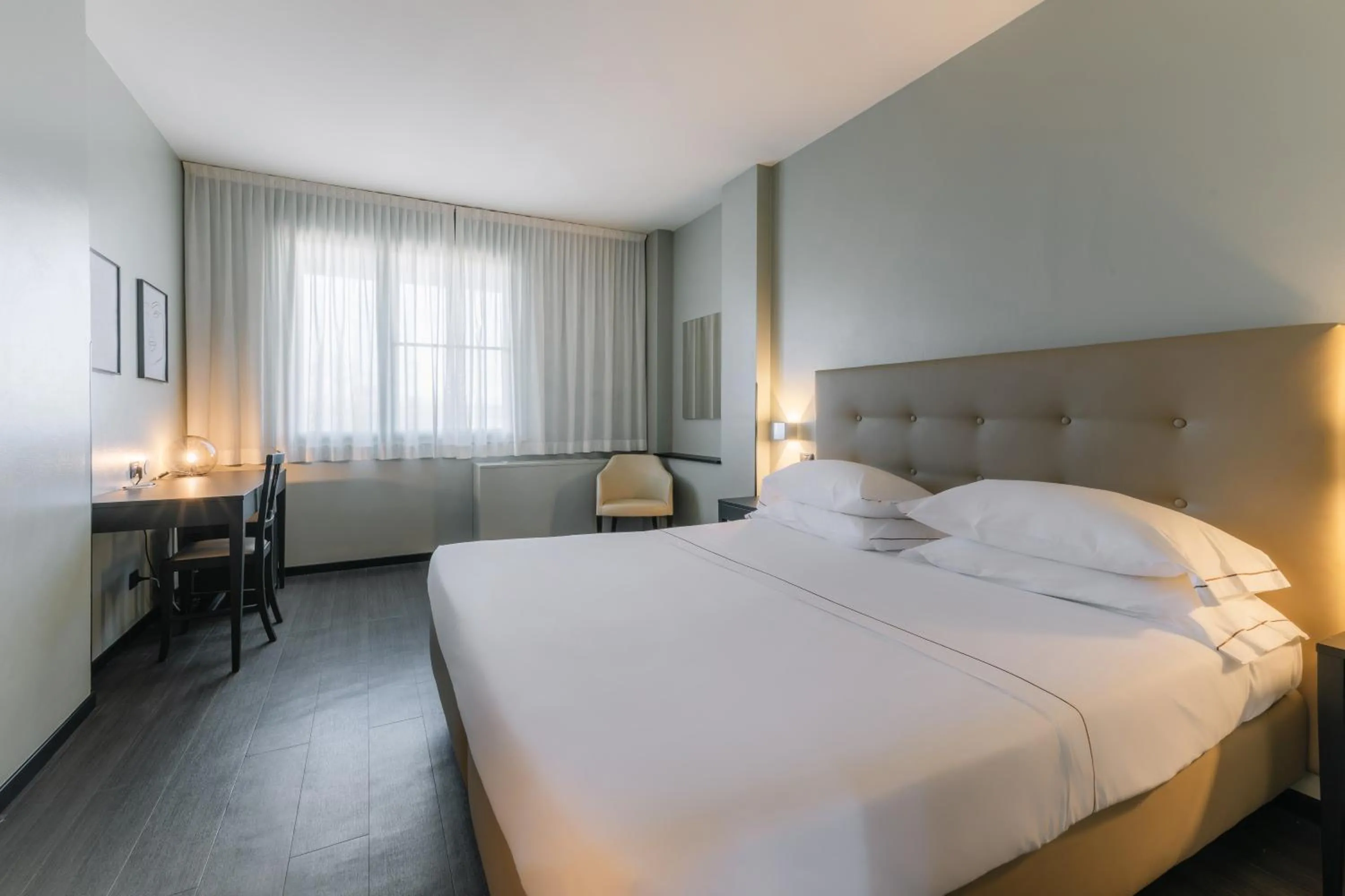 Bedroom, Bed in Smart Hotel King, by R Collection Hotels