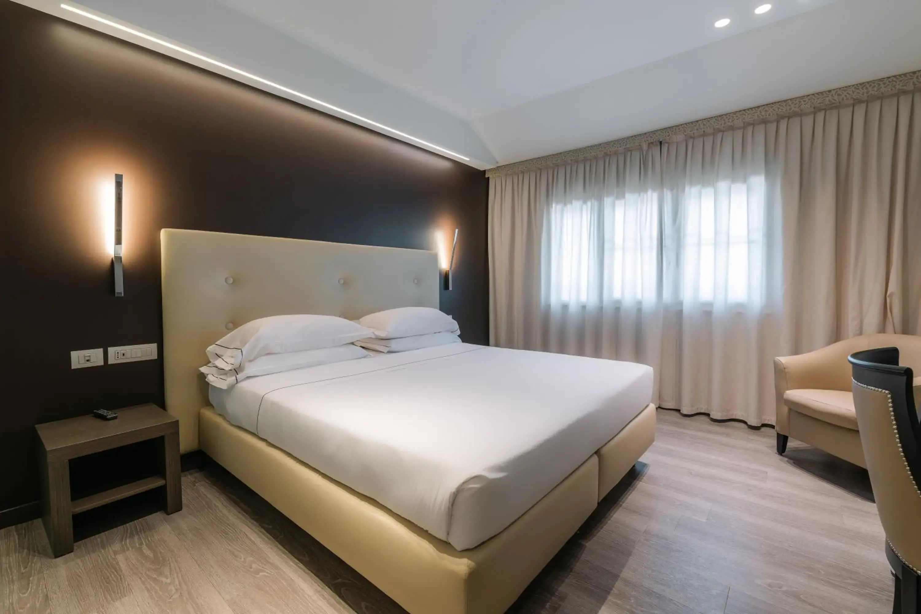Bedroom, Bed in Smart Hotel King, by R Collection Hotels Bedroom, Bed in Smart Hotel King, by R Collection Hotels