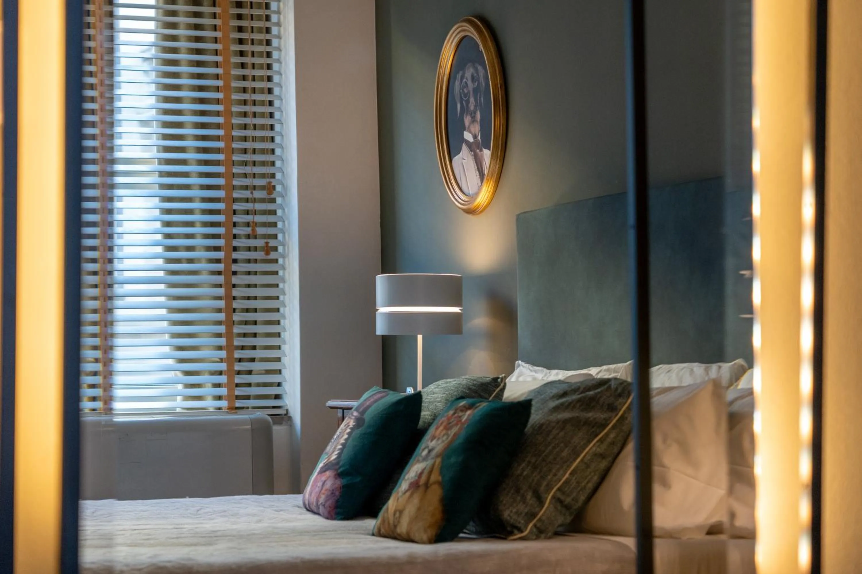 Bedroom, Bed in The KING of MILAN