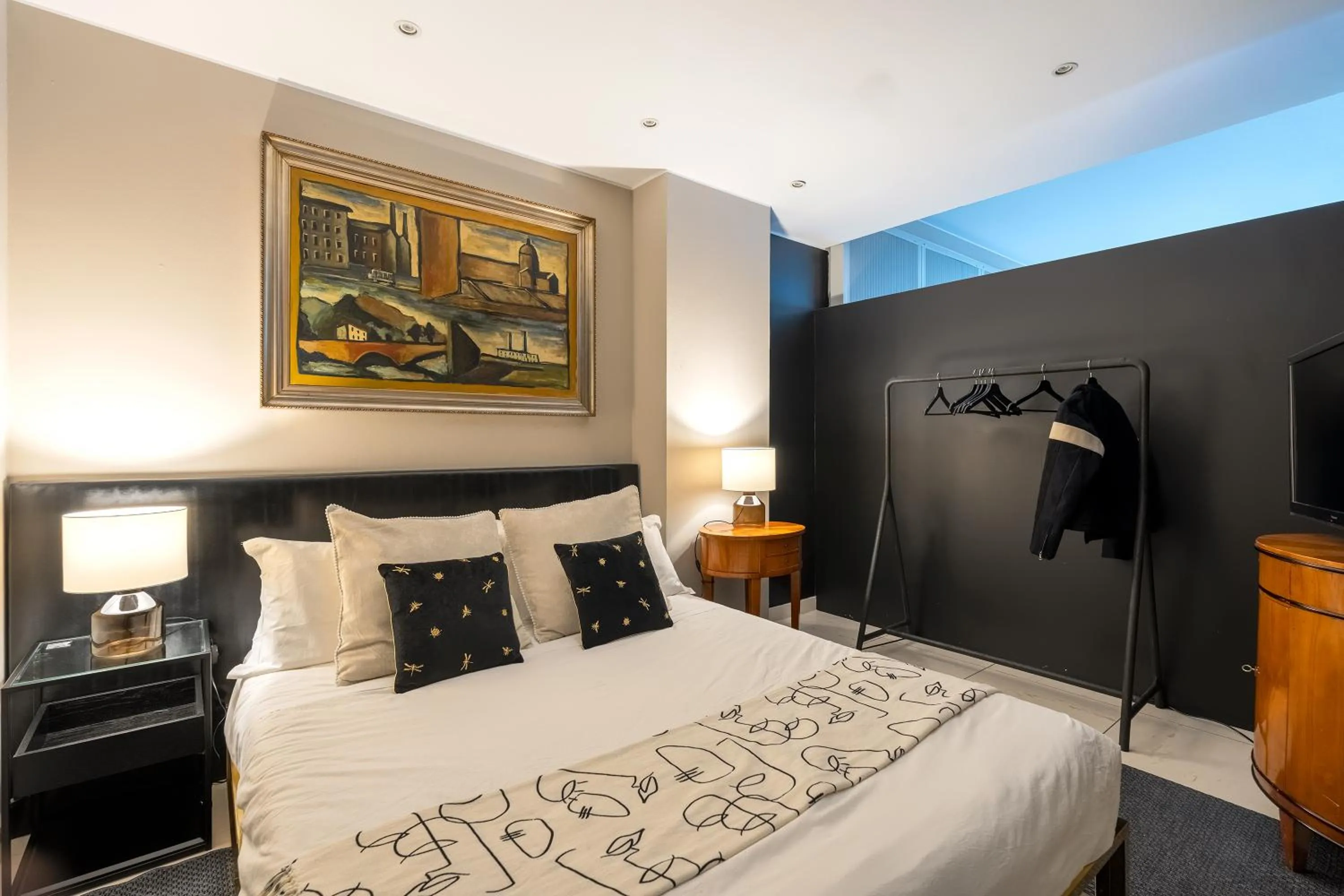 Bed in The KING of MILAN