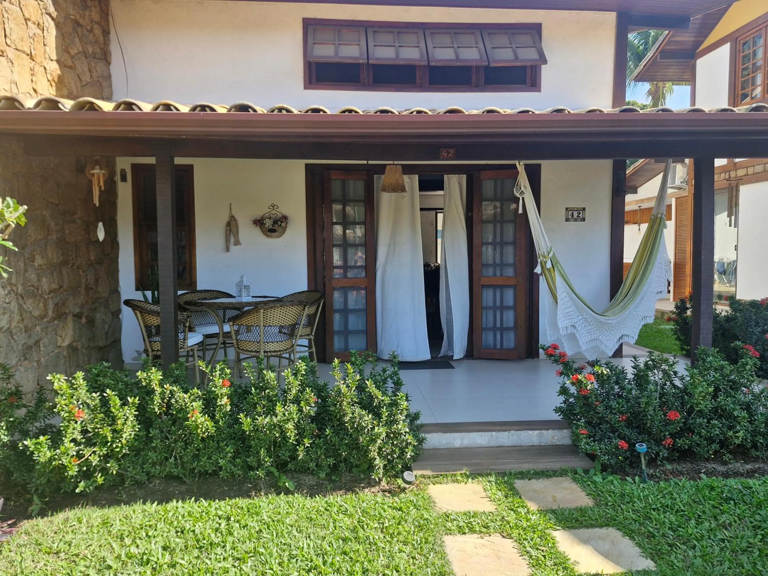LINDA CASA CONDOMÍNIO EM BÚZIOS