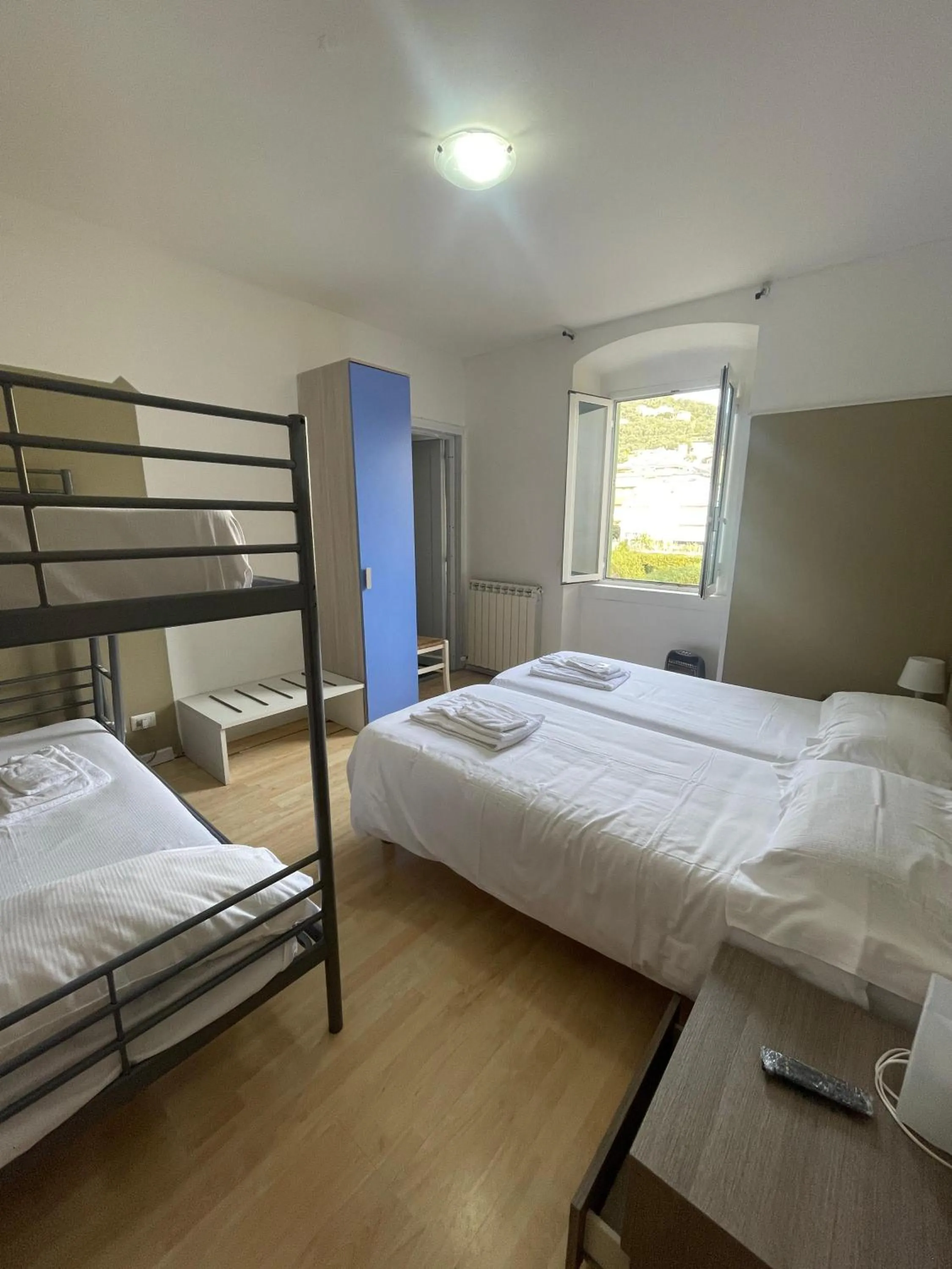 Bedroom, Bed in Hotel San Pietro Chiavari