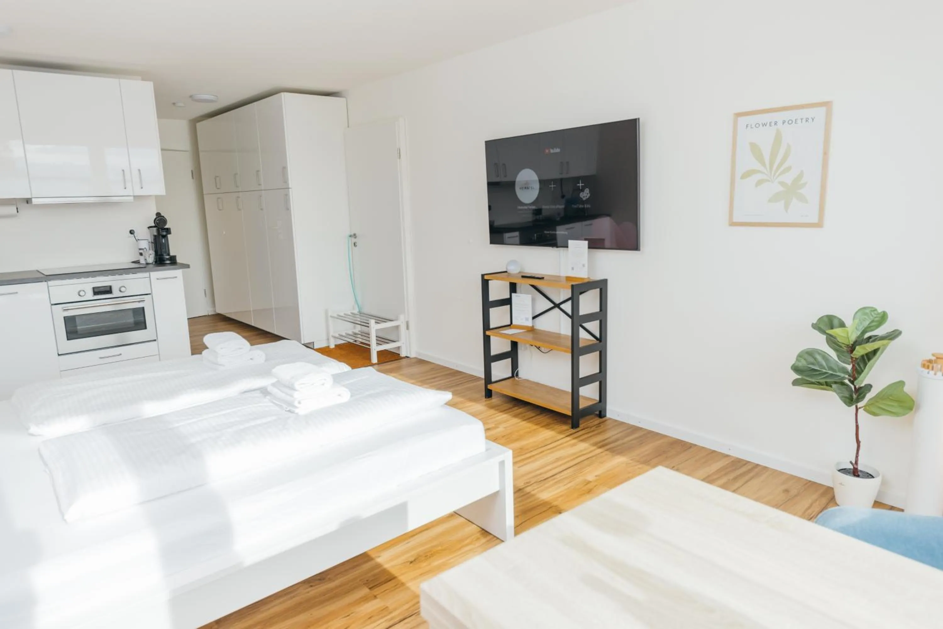 Photo of the whole room in Rosenalm Scheidegg