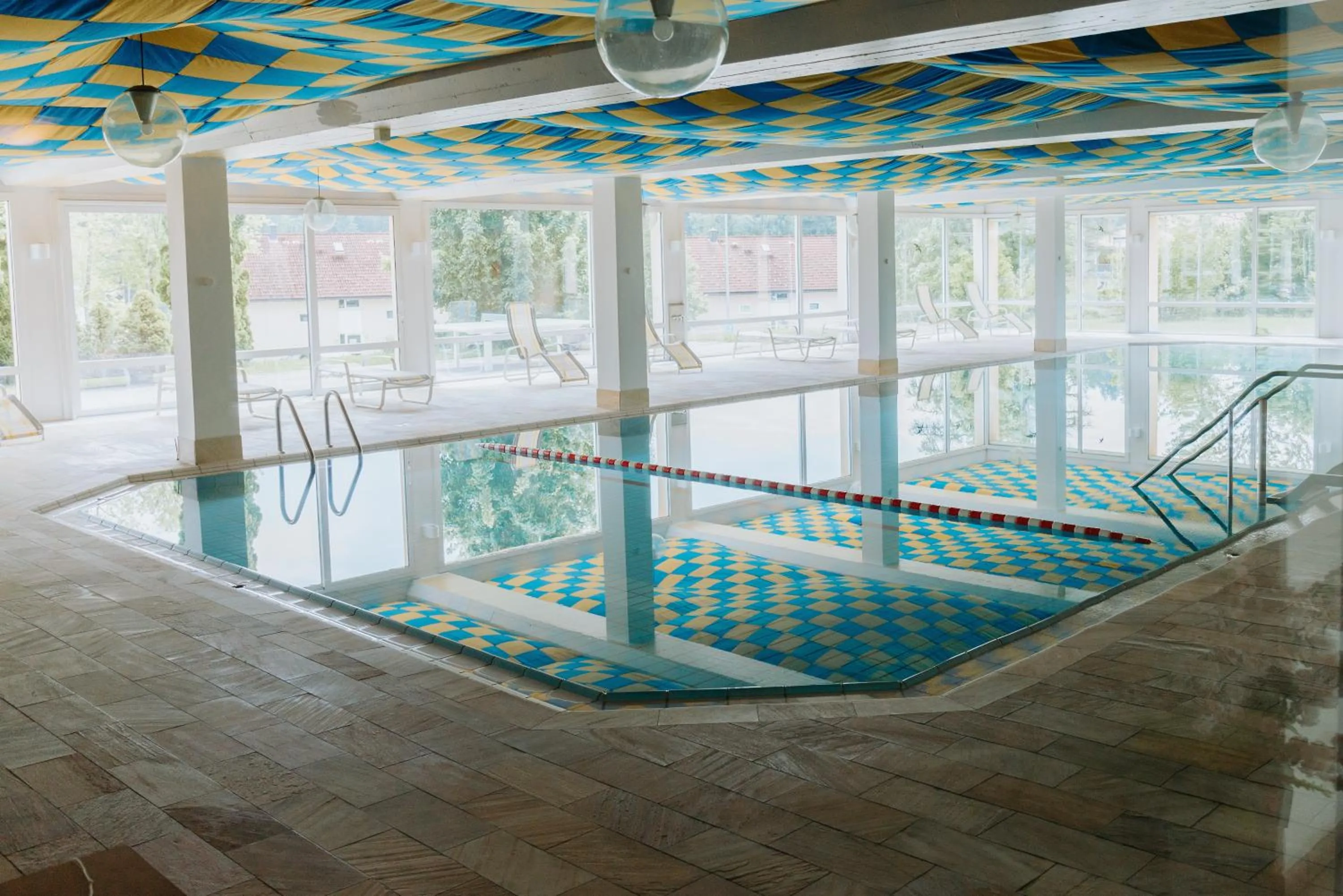 Pool view in Rosenalm Scheidegg