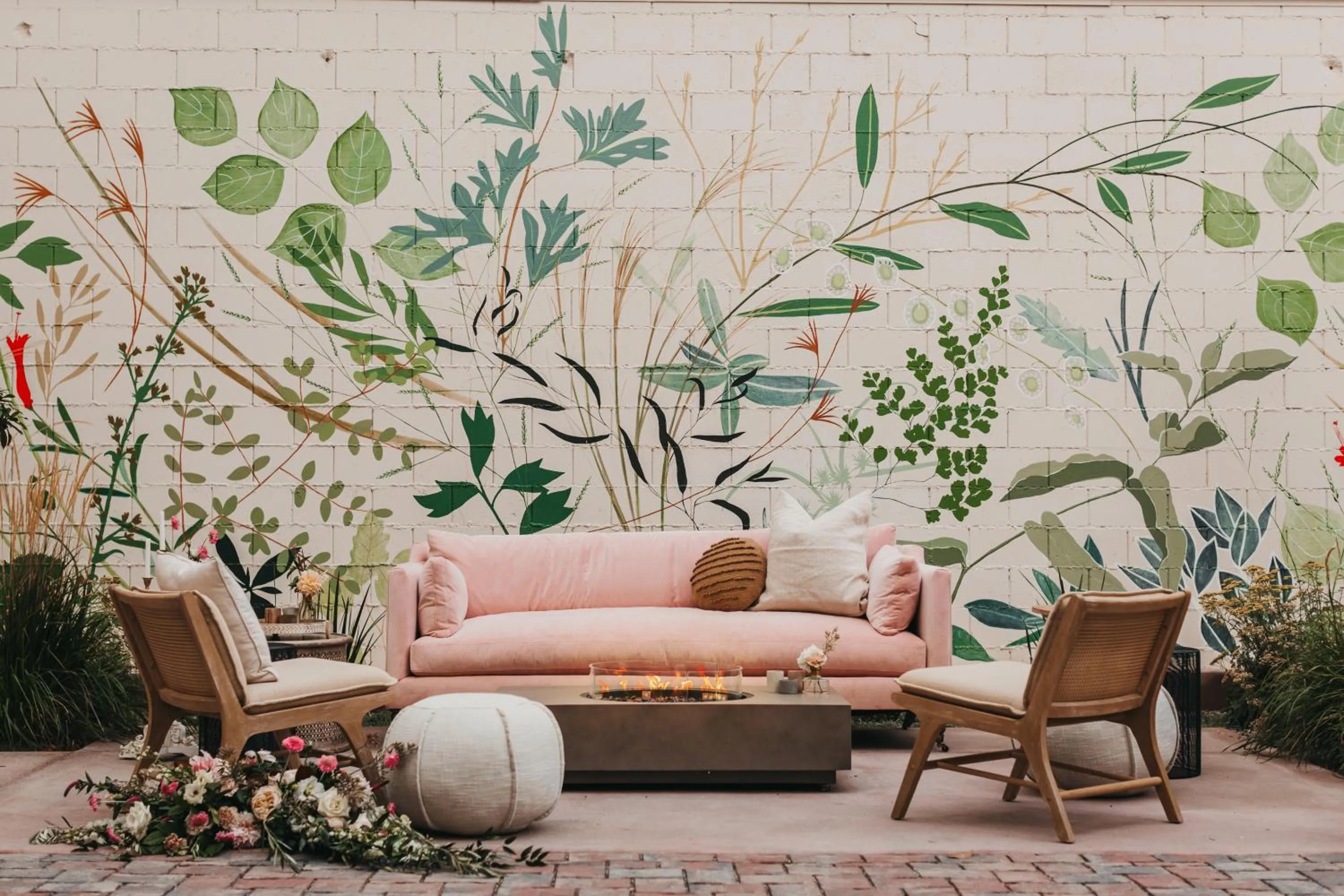 Inner courtyard view in The Piccolo at Paso Robles Inn