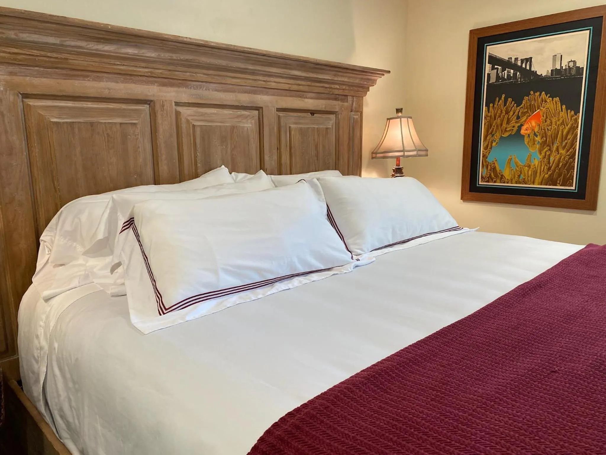 Bed in The Birdnest Inn