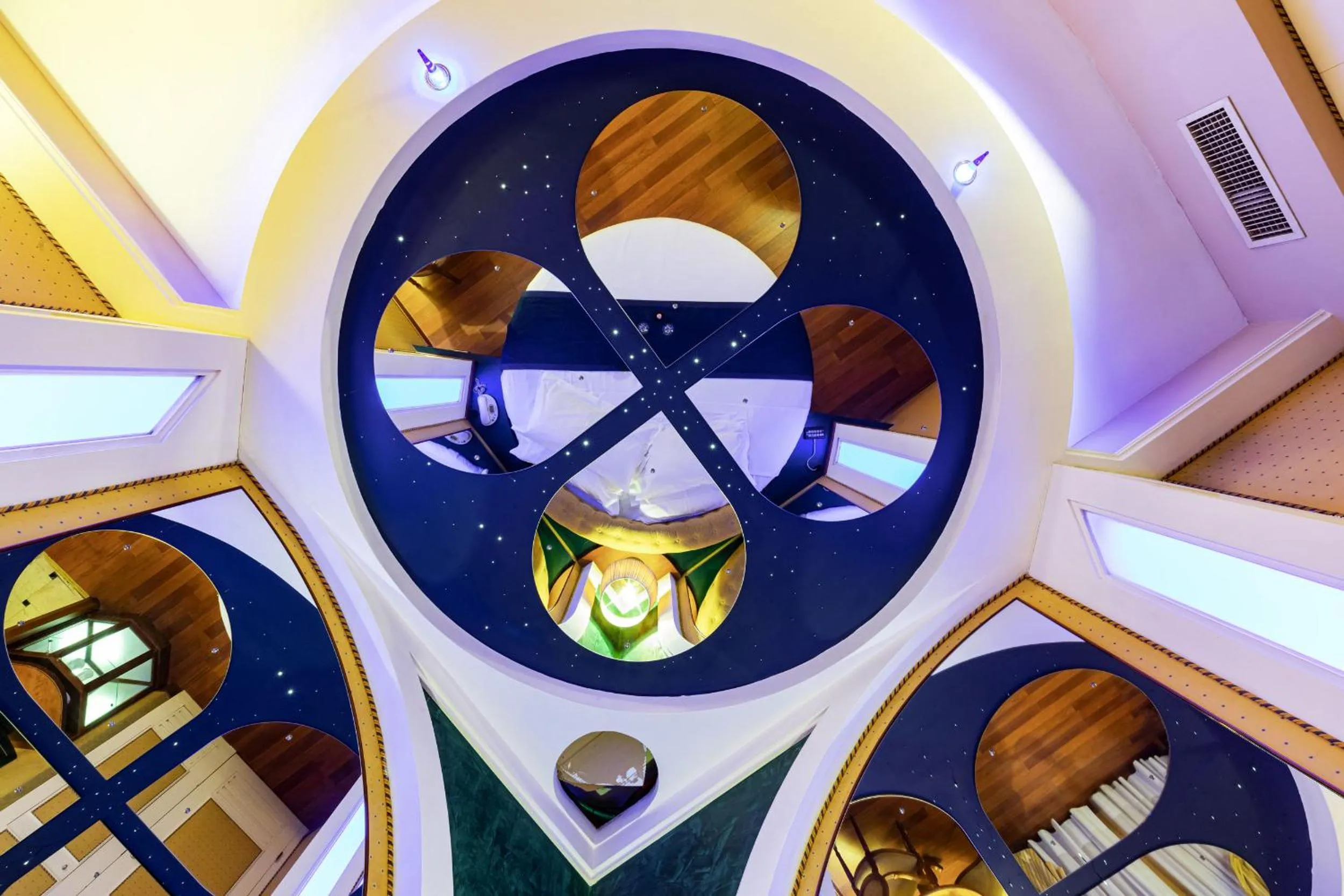 Bed in Hotel Motel Miami