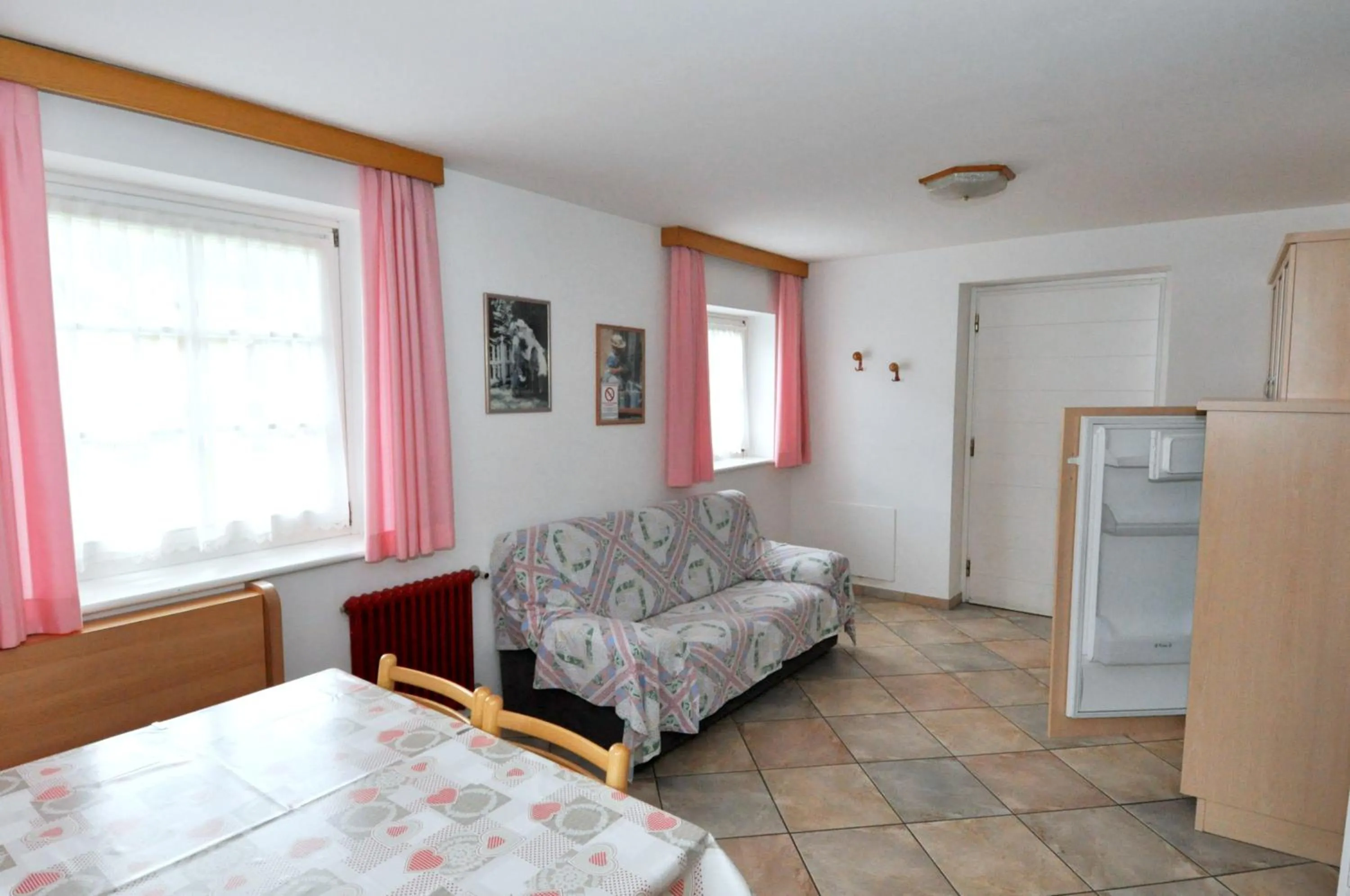Kitchen or kitchenette, Bed in Casa Azzurra