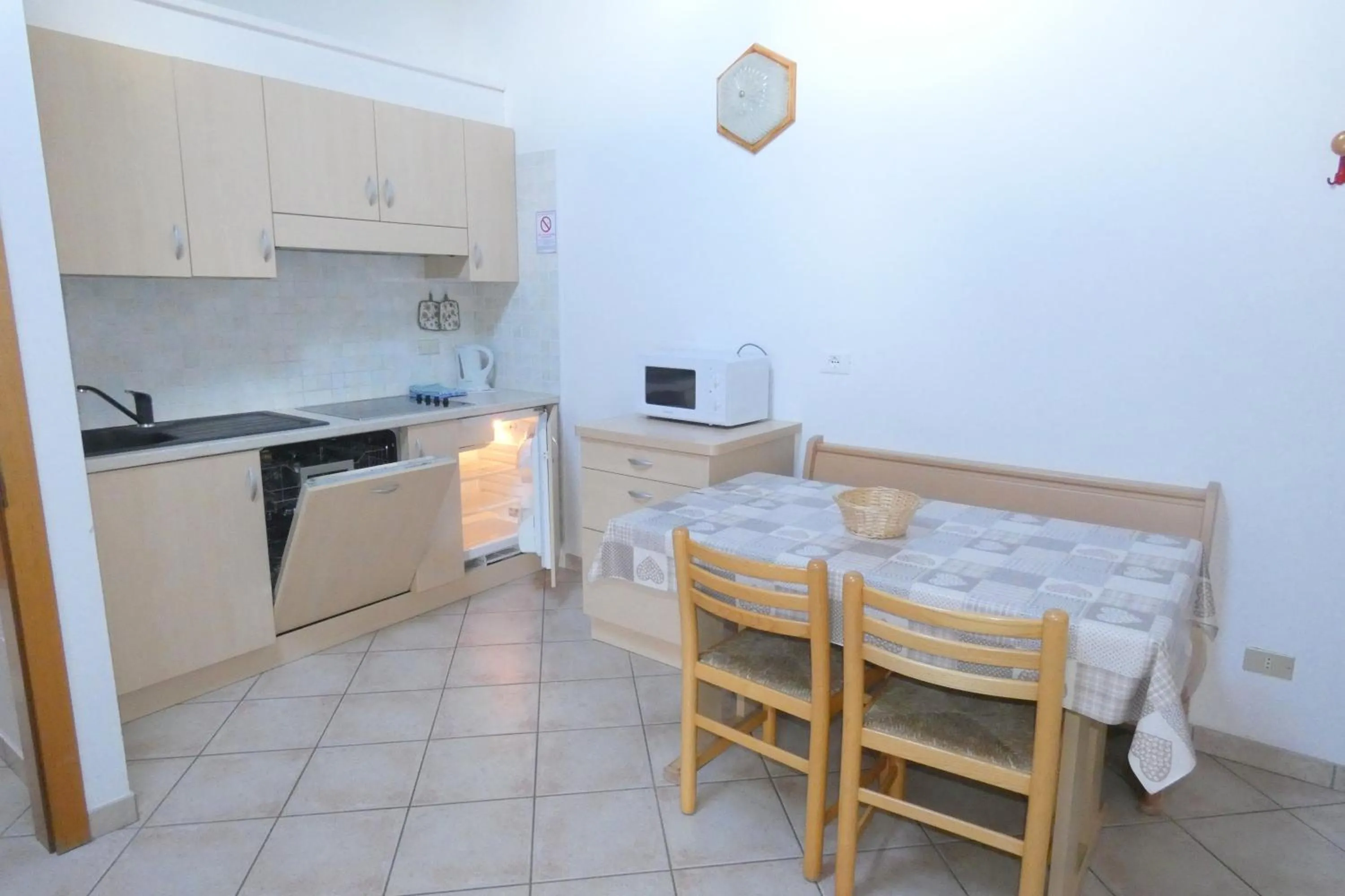 Kitchen or kitchenette in Casa Azzurra