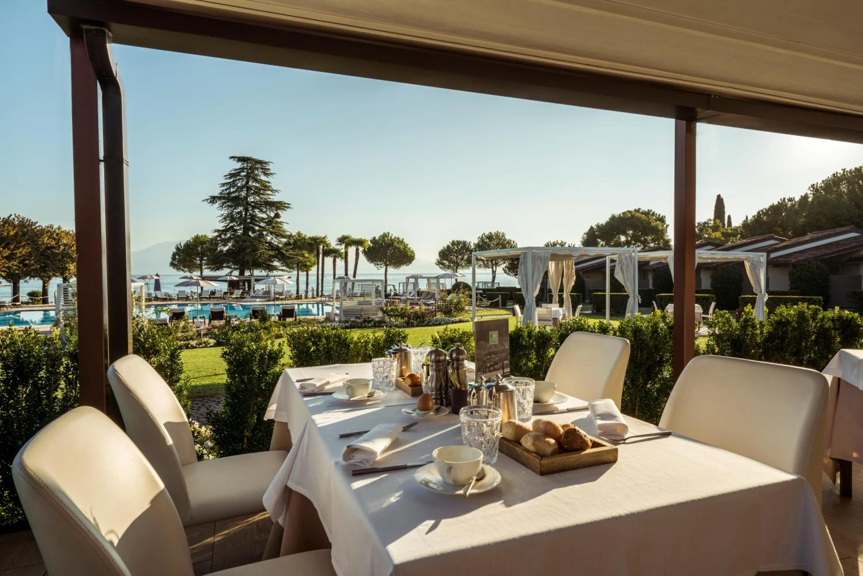 Restaurant/places to eat in Splendido Bay Luxury Spa Resort