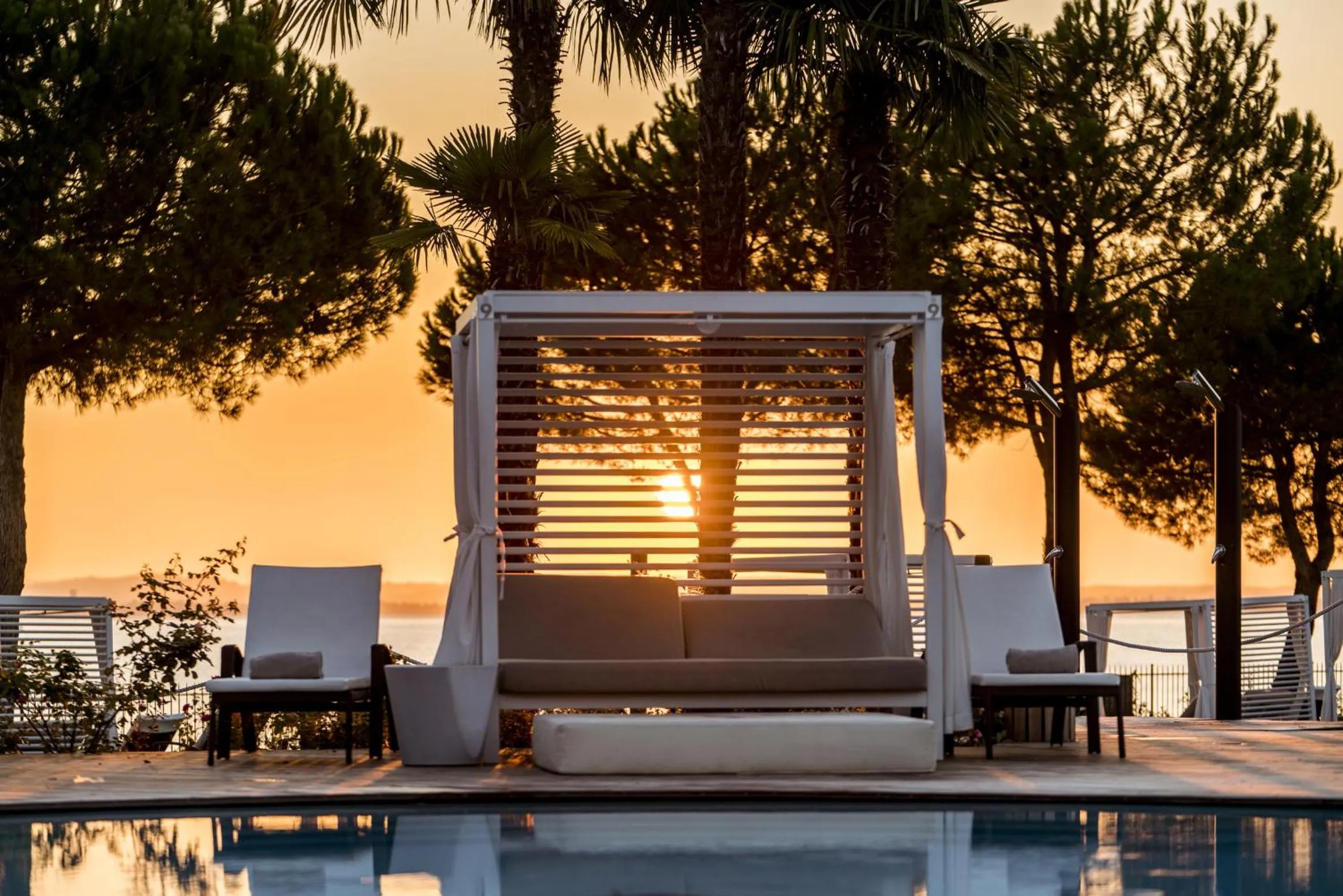 Swimming pool in Splendido Bay Luxury Spa Resort