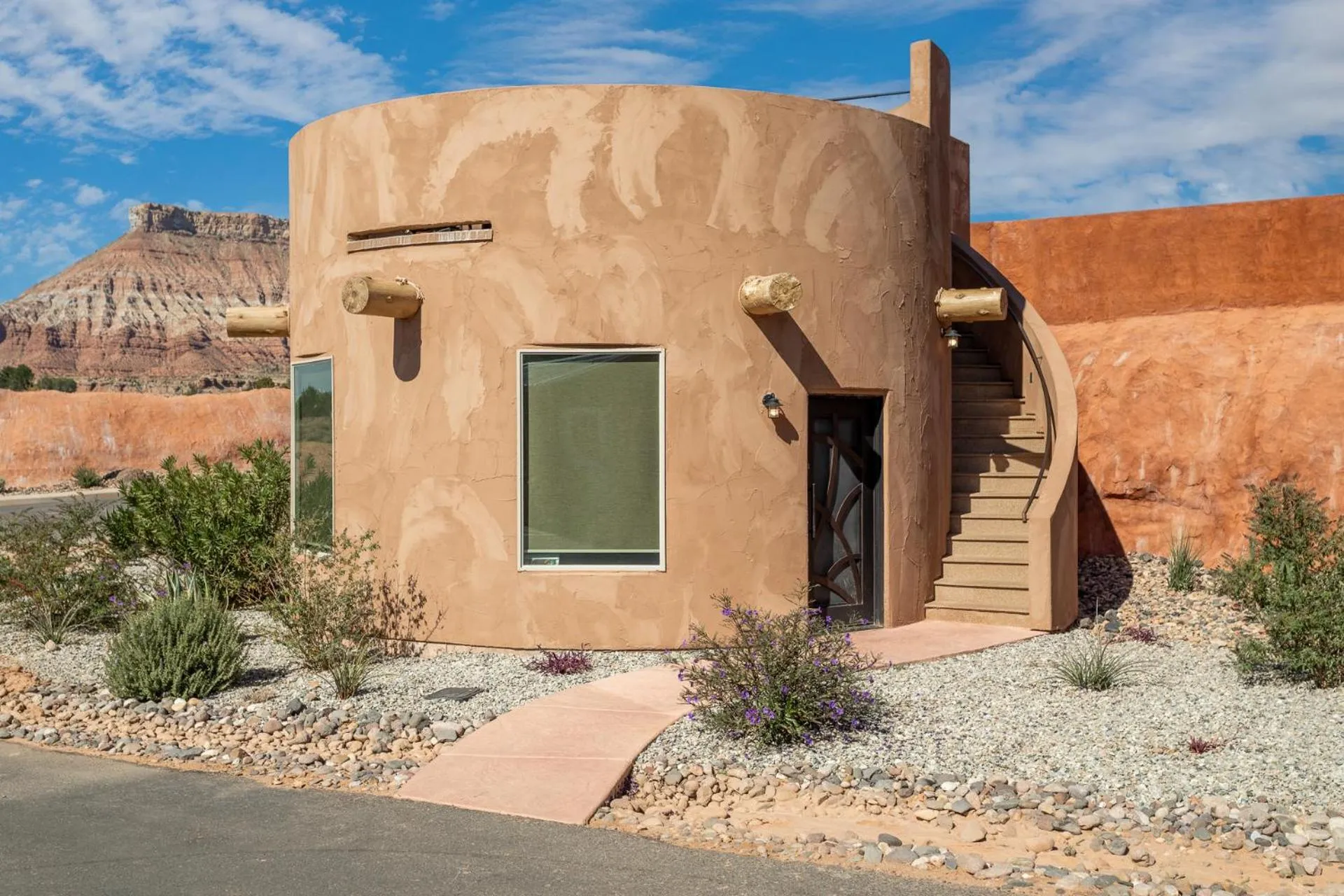 Zion White Bison Glamping & RV Resort