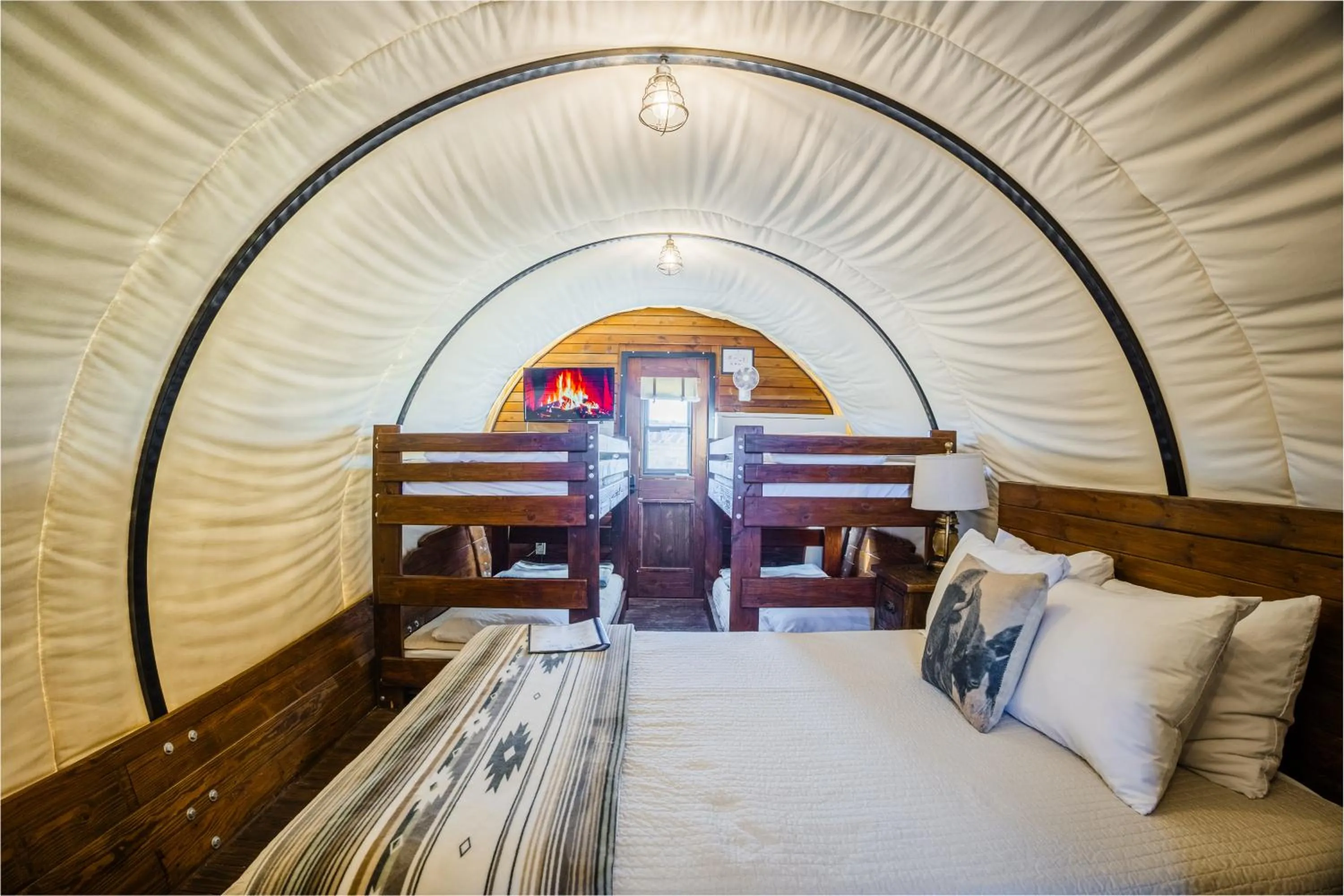 Bed in Zion White Bison Glamping & RV Resort