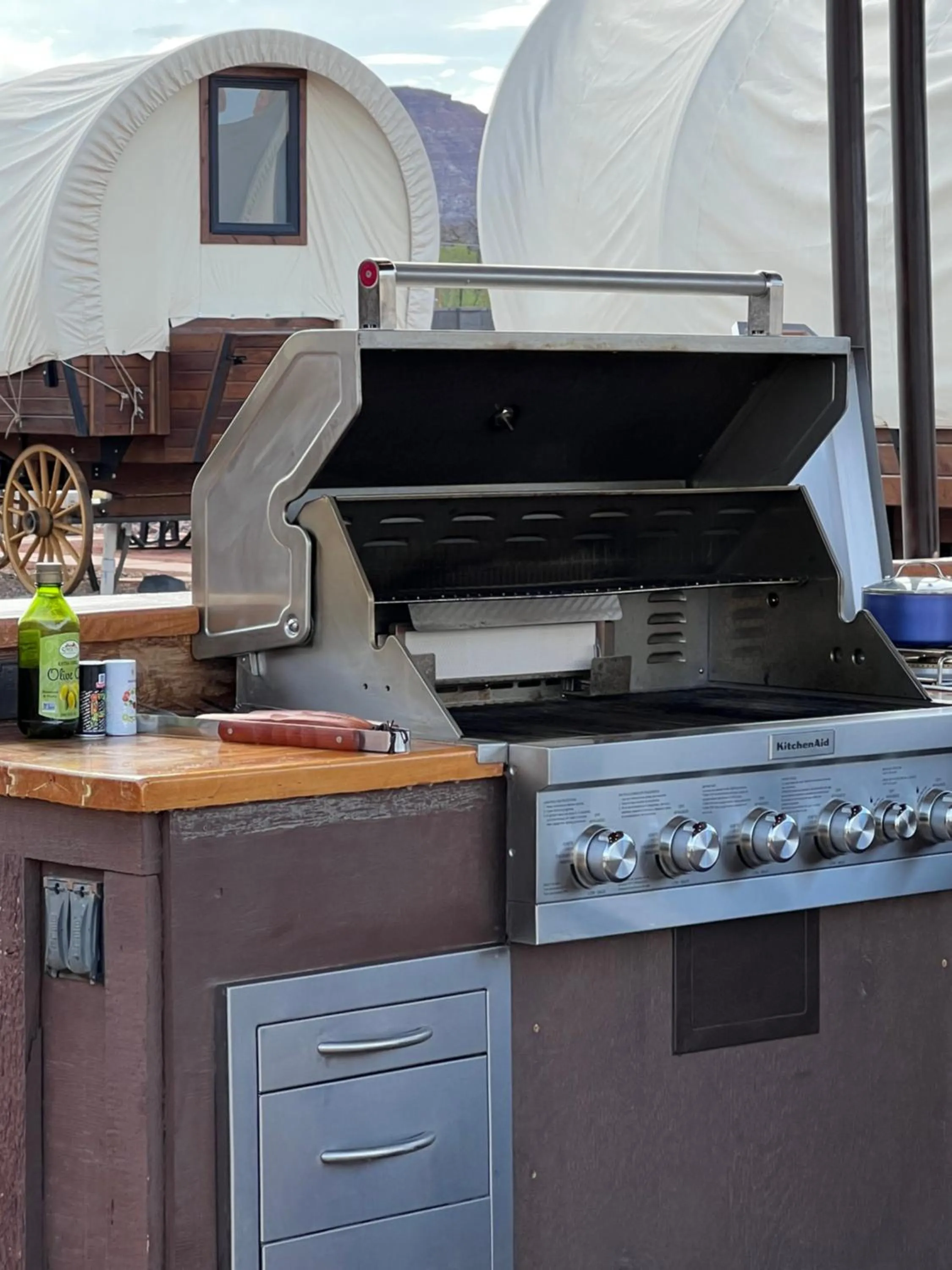 Property building in Zion White Bison Glamping & RV Resort