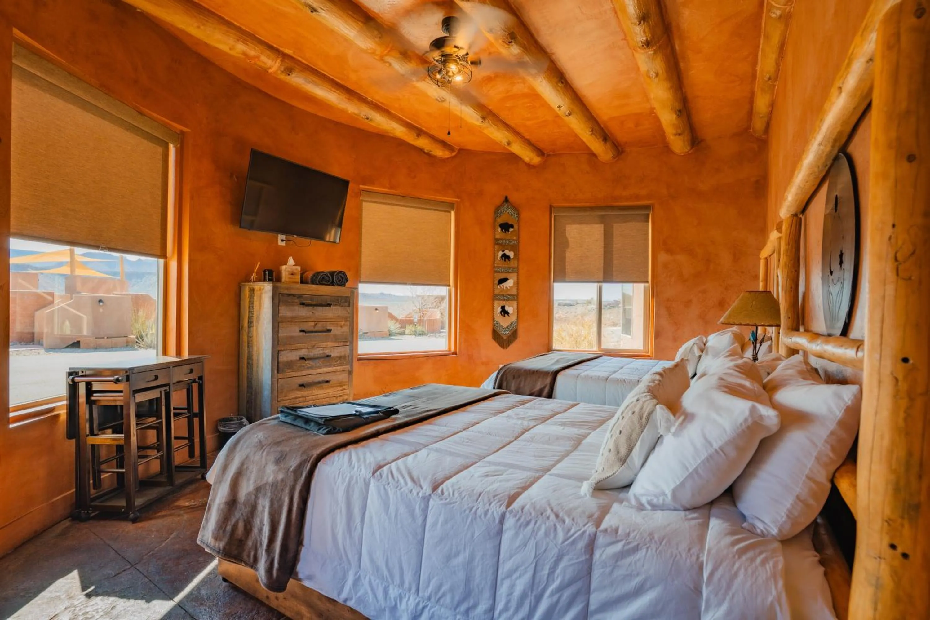 Bed in Zion White Bison Glamping & RV Resort