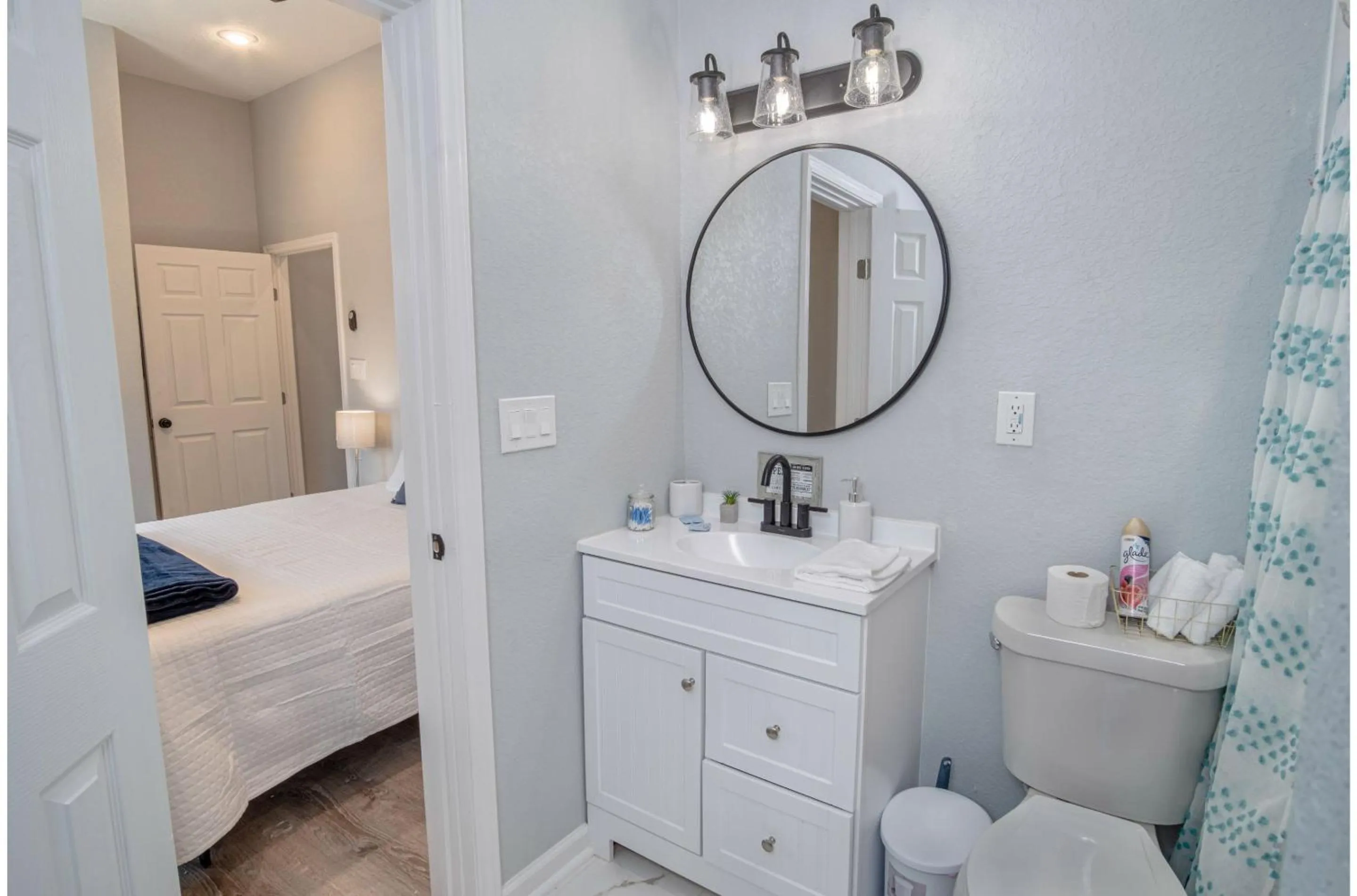 Other, Bed in Cozy and Lovely 2BR 2BA Apt#A Near Lively Downtown