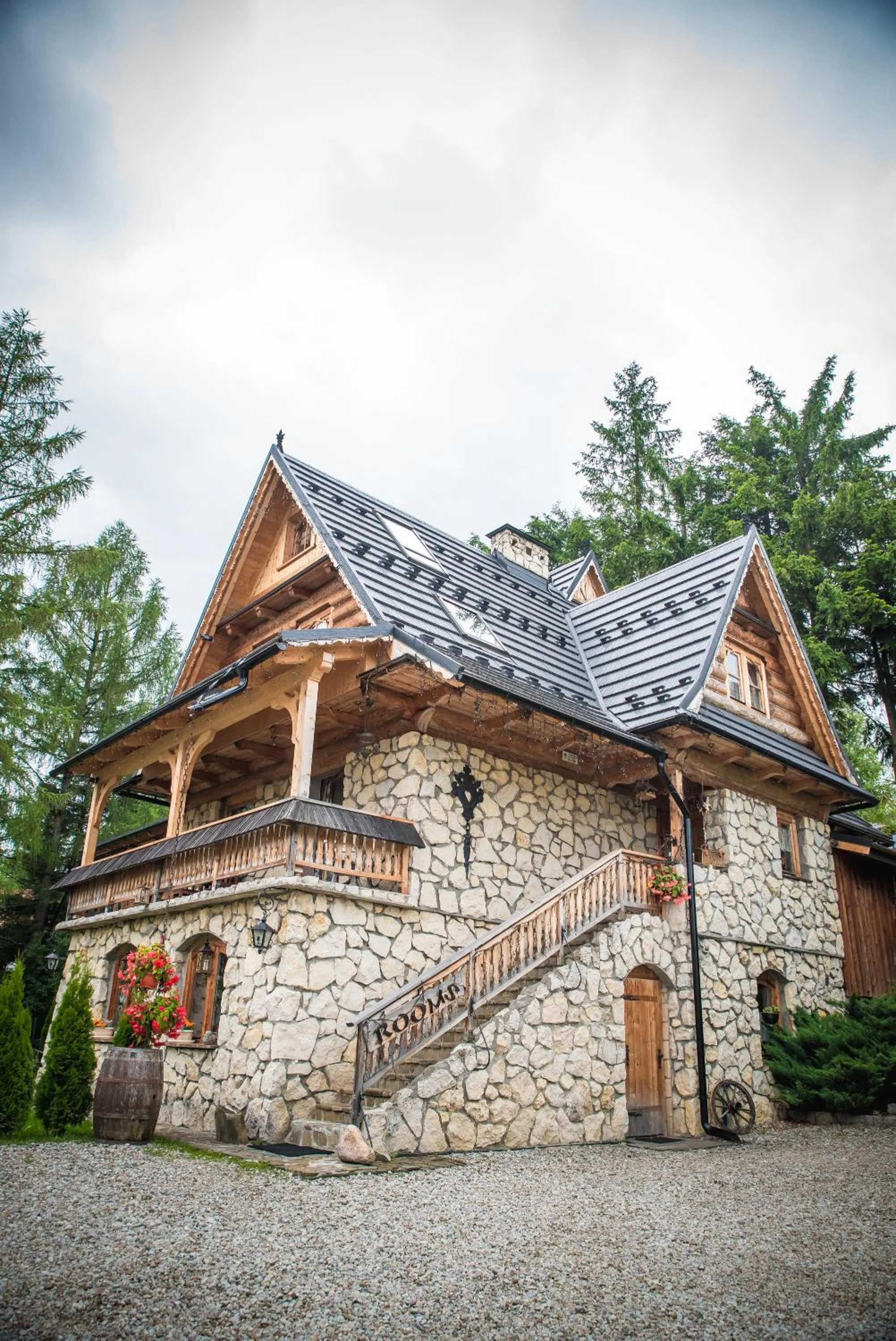 Facade/entrance in Rezydencja Sąsiadów Zakopanego