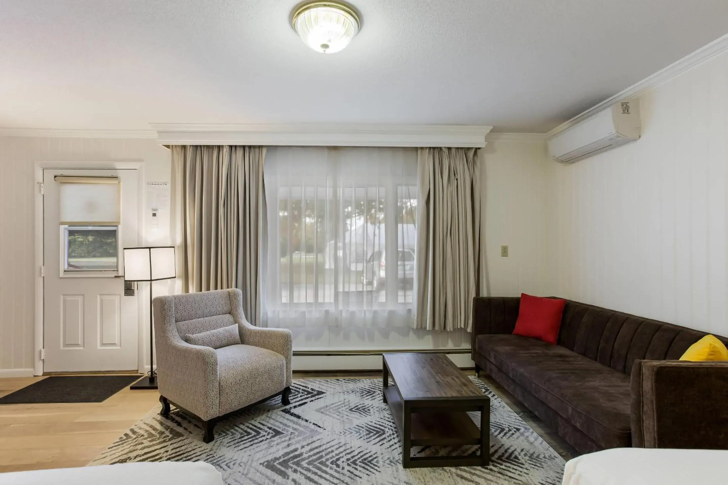 Bedroom in The Palmer House Resort, an Ascend Collection Hotel Bedroom in The Palmer House Resort, an Ascend Collection Hotel