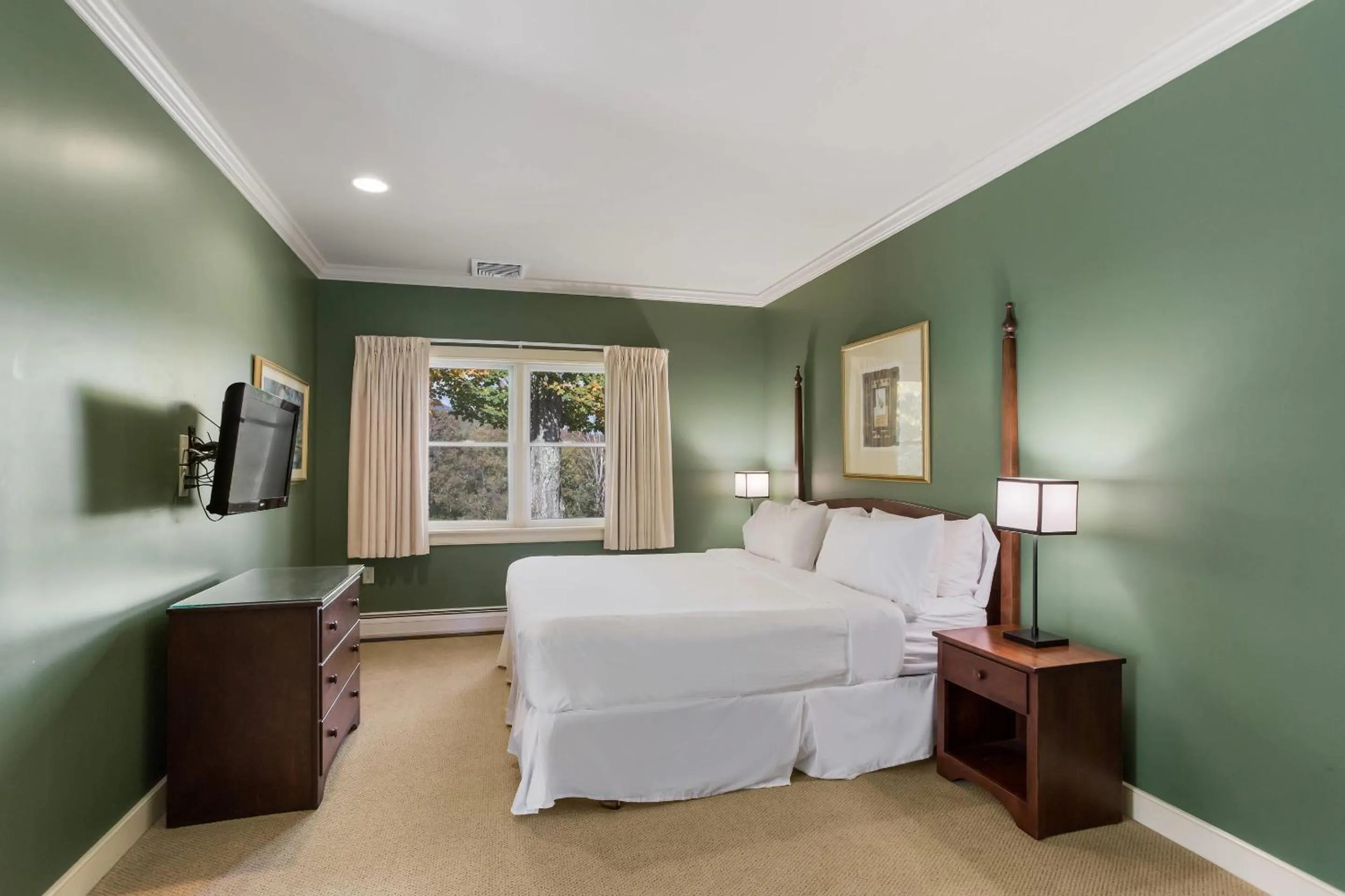Bedroom, Bed in The Palmer House Resort, an Ascend Collection Hotel