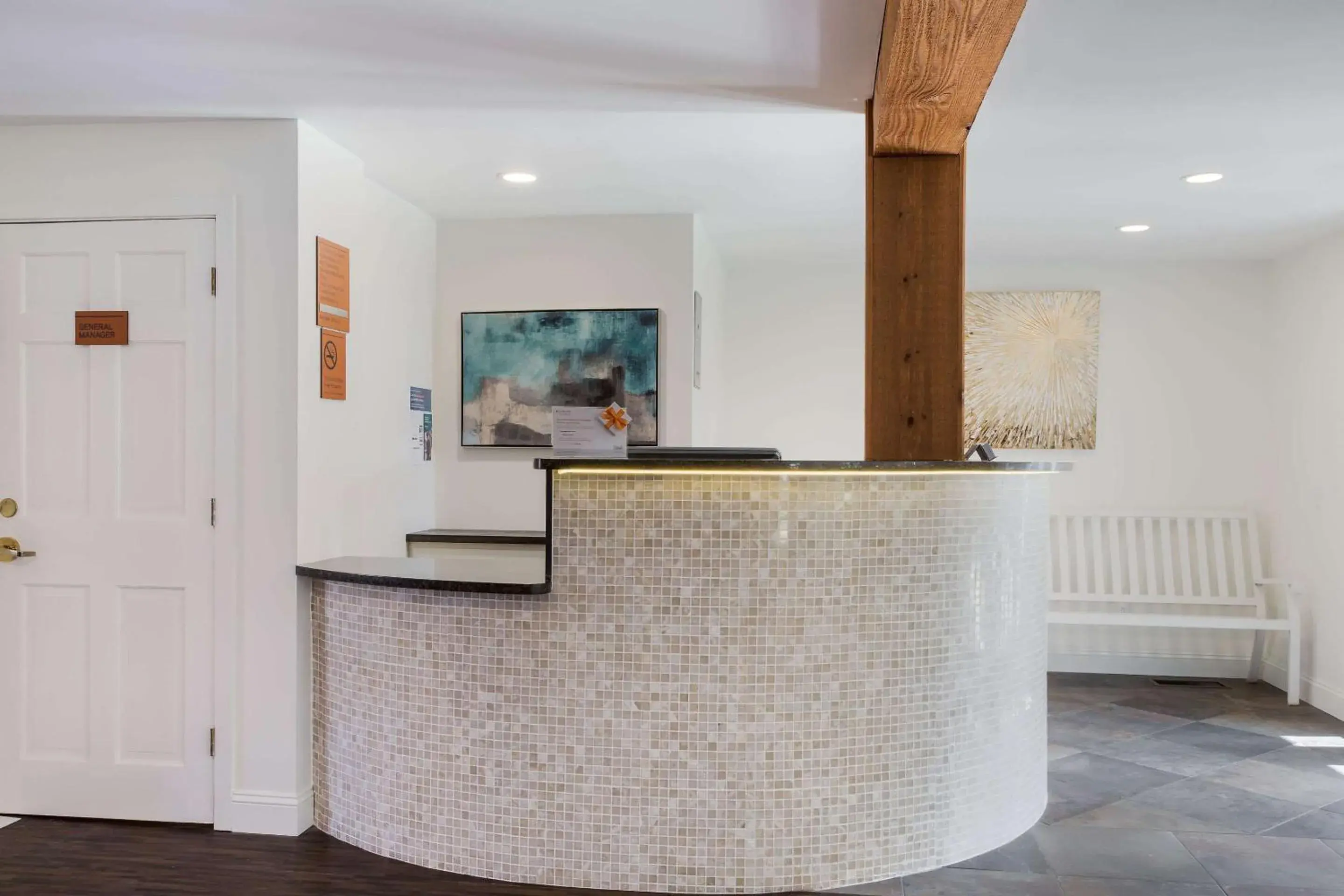 Lobby or reception in The Palmer House Resort, an Ascend Collection Hotel Lobby or reception in The Palmer House Resort, an Ascend Collection Hotel