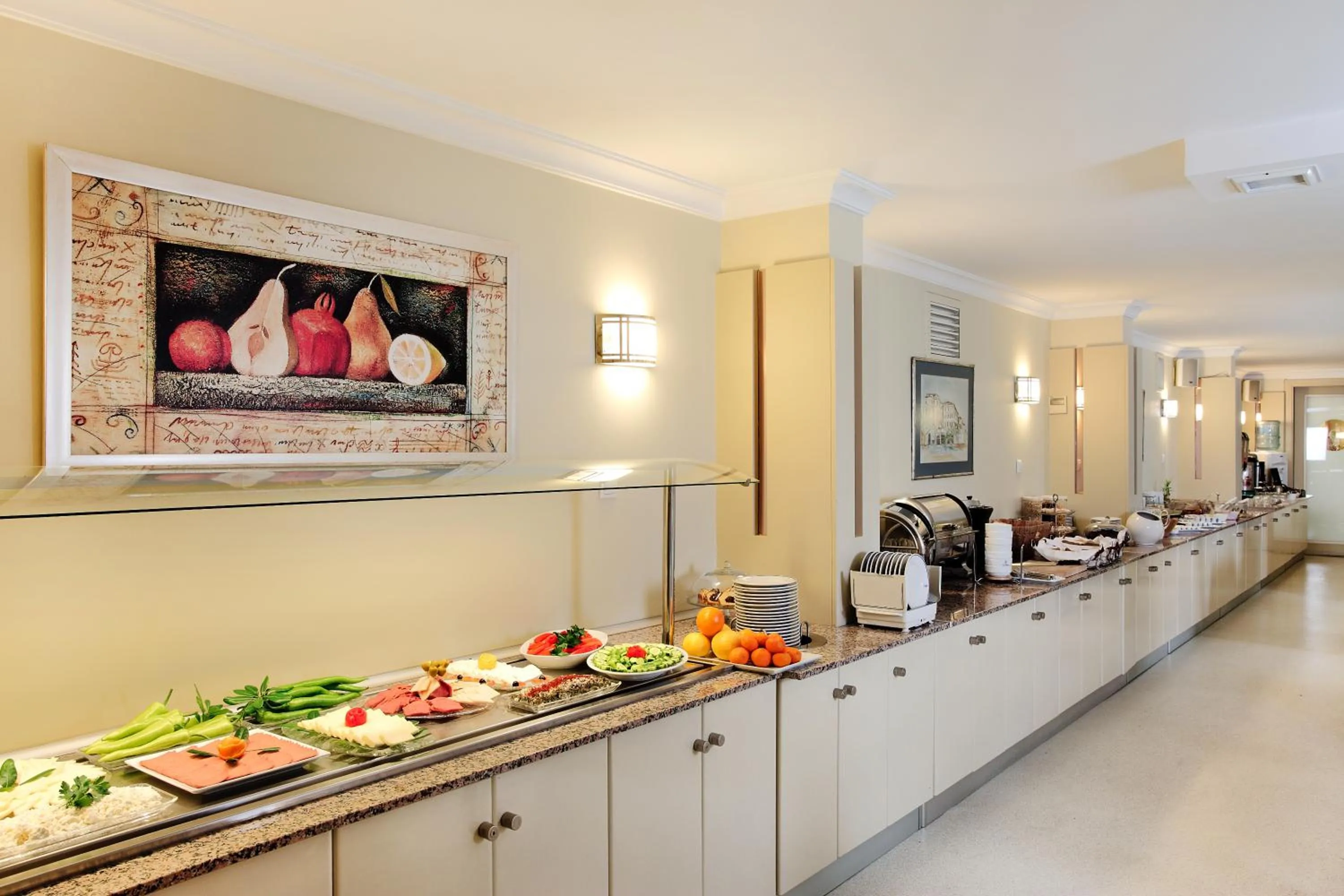 Restaurant/places to eat in Izmir Palas Hotel