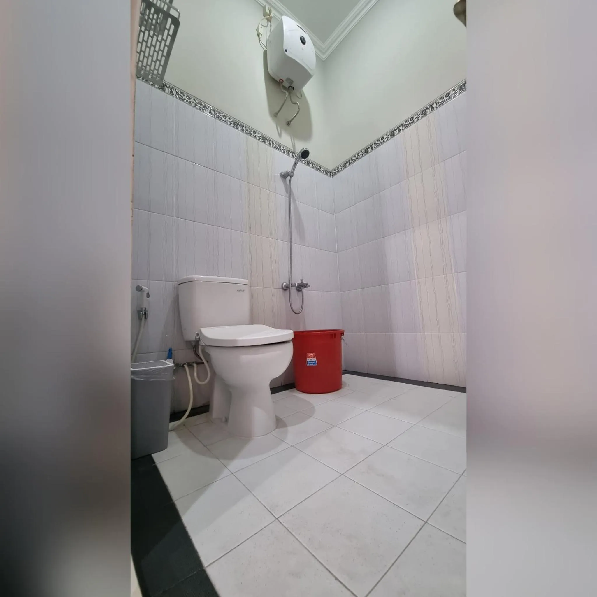 Bathroom in Oemah Wisata RinginSari -Full House, 5 Bed Rooms-