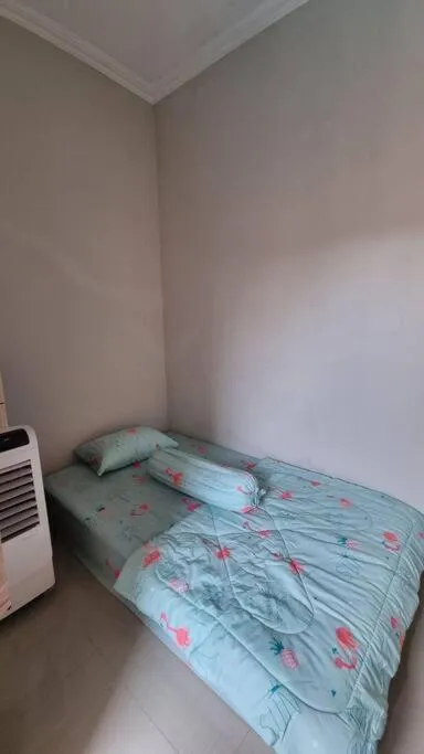 Bed in Oemah Wisata RinginSari -Full House, 5 Bed Rooms-