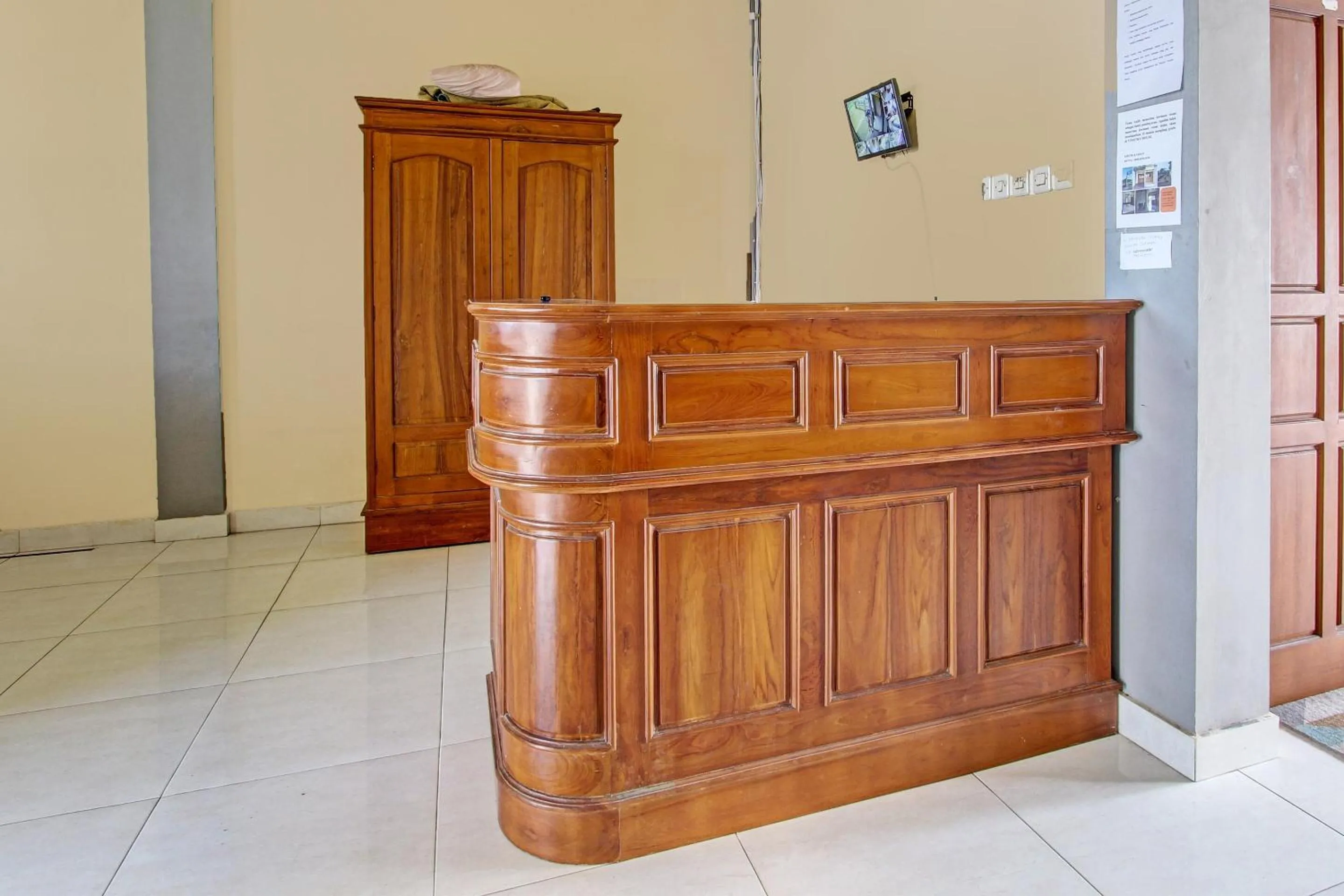 Lobby or reception in Hotel O Timoti Guest House