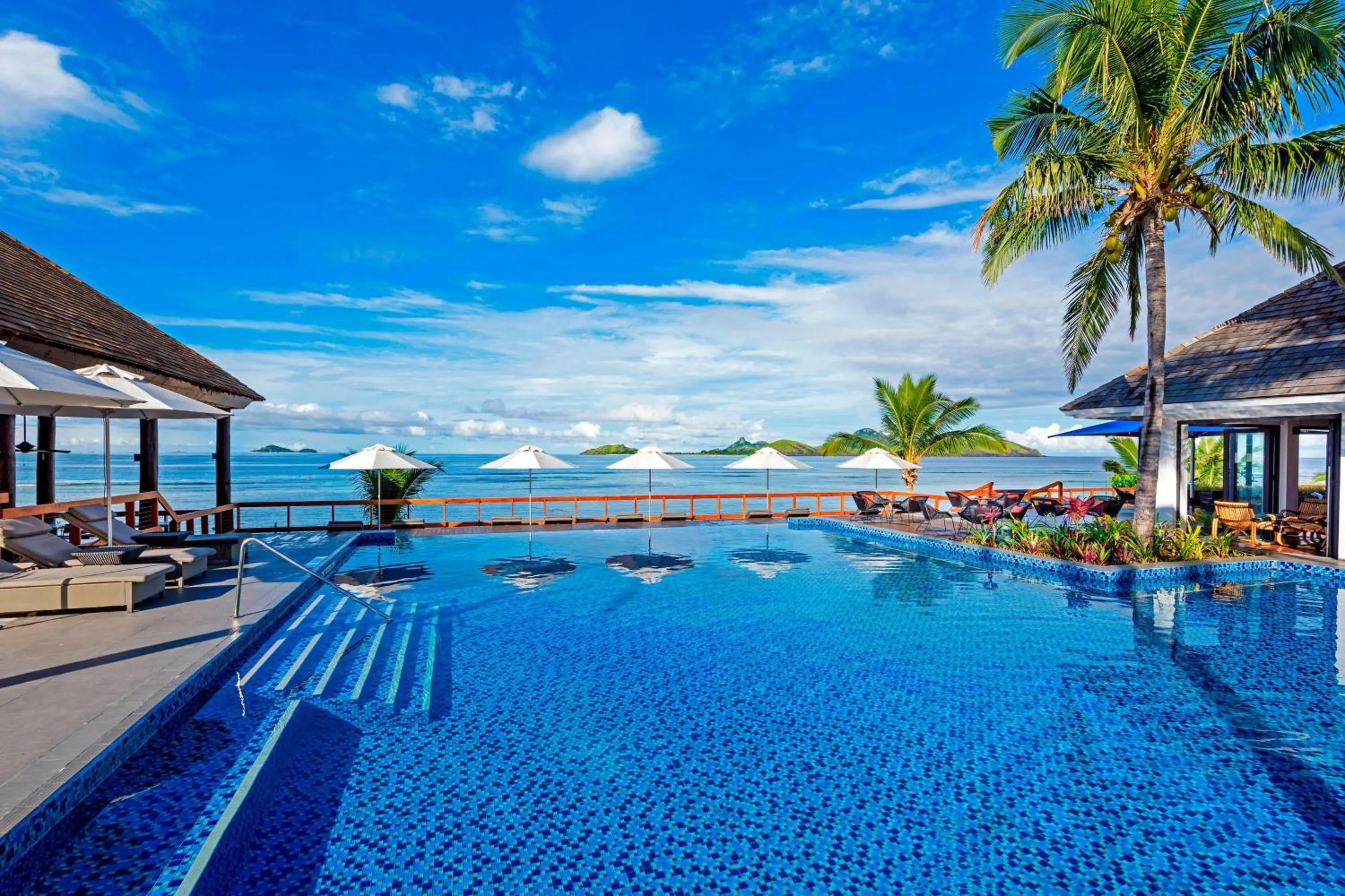 Swimming pool in Sheraton Resort & Spa, Tokoriki Island, Fiji