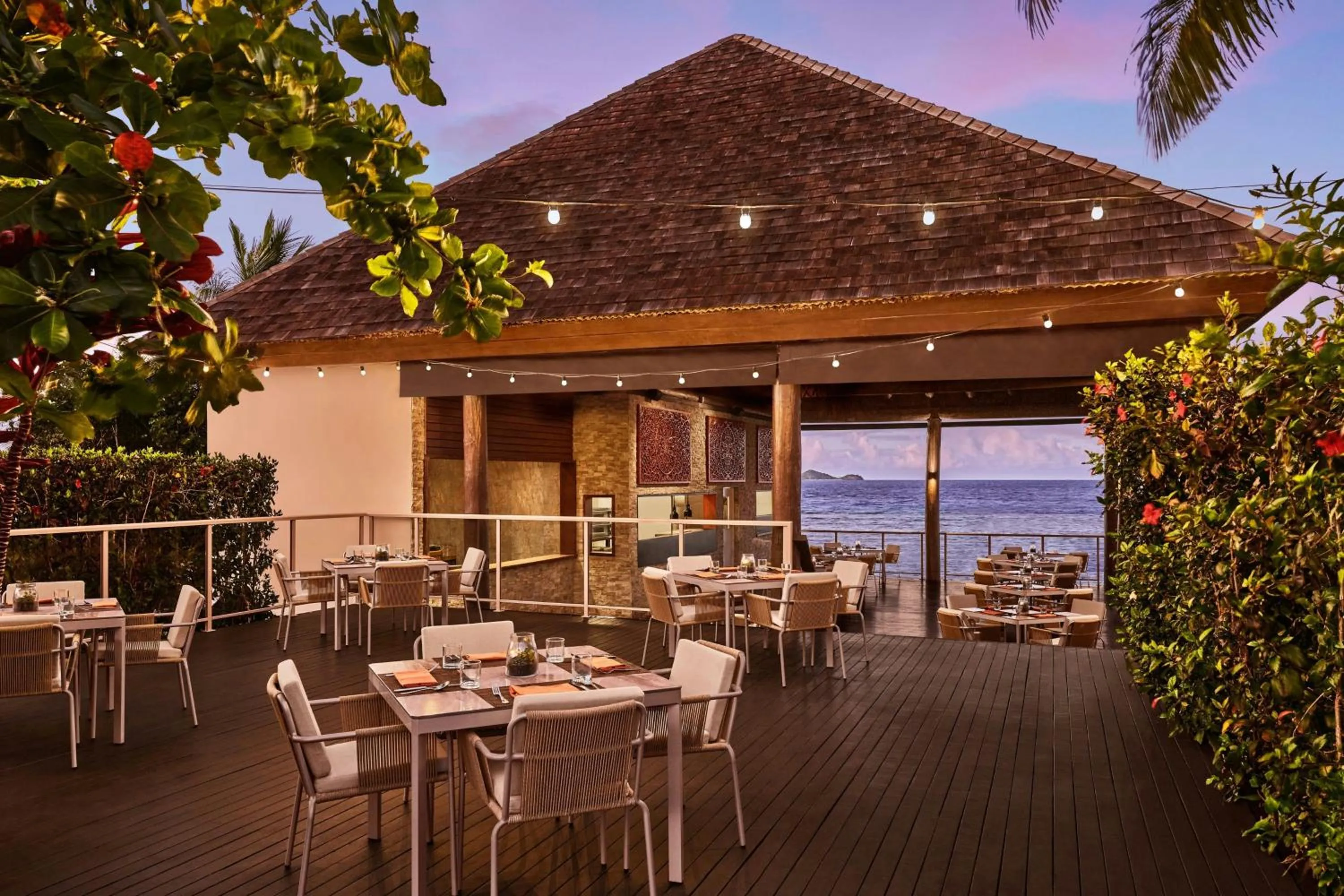 Restaurant/places to eat in Sheraton Resort & Spa, Tokoriki Island, Fiji