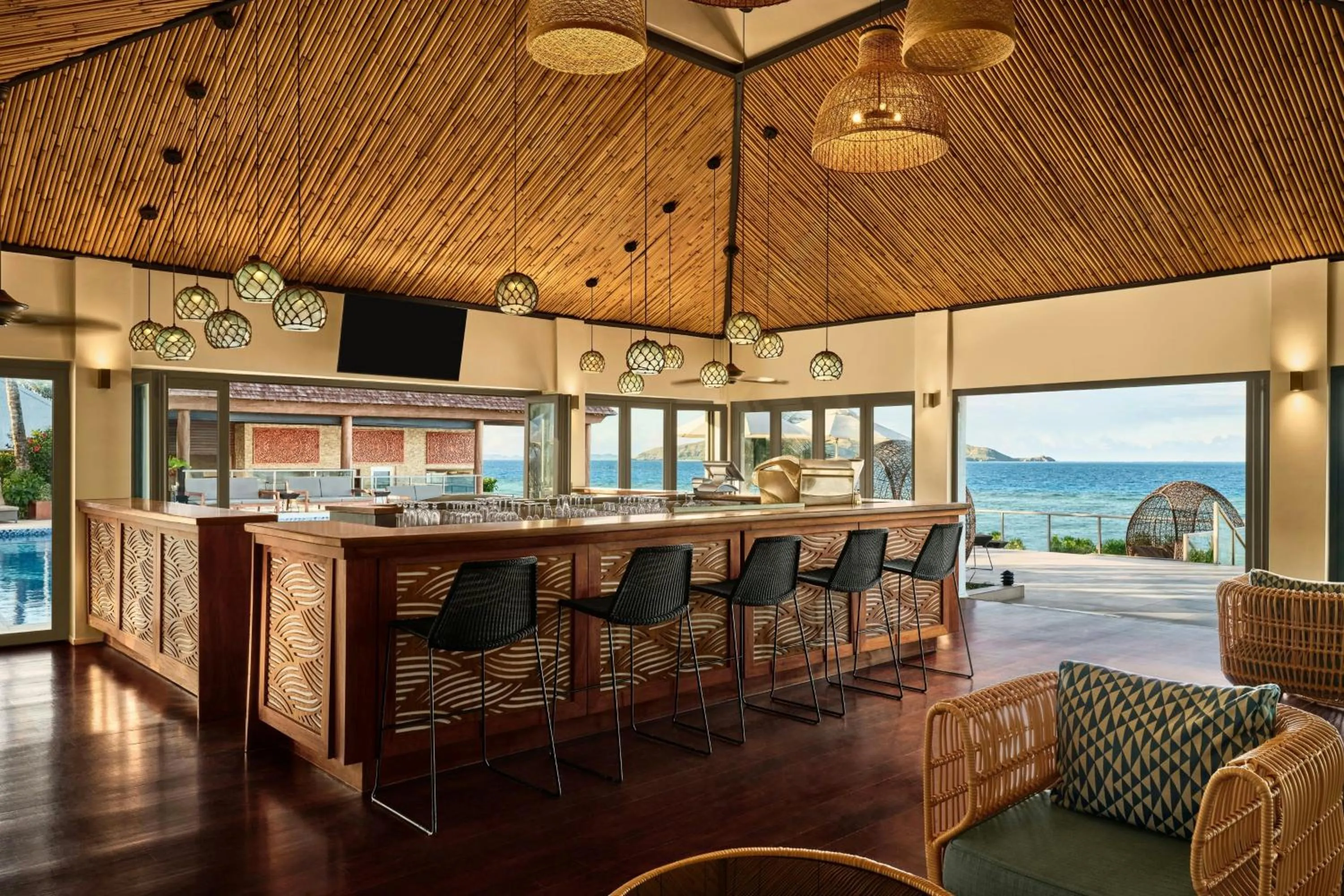 Lounge or bar in Sheraton Resort & Spa, Tokoriki Island, Fiji