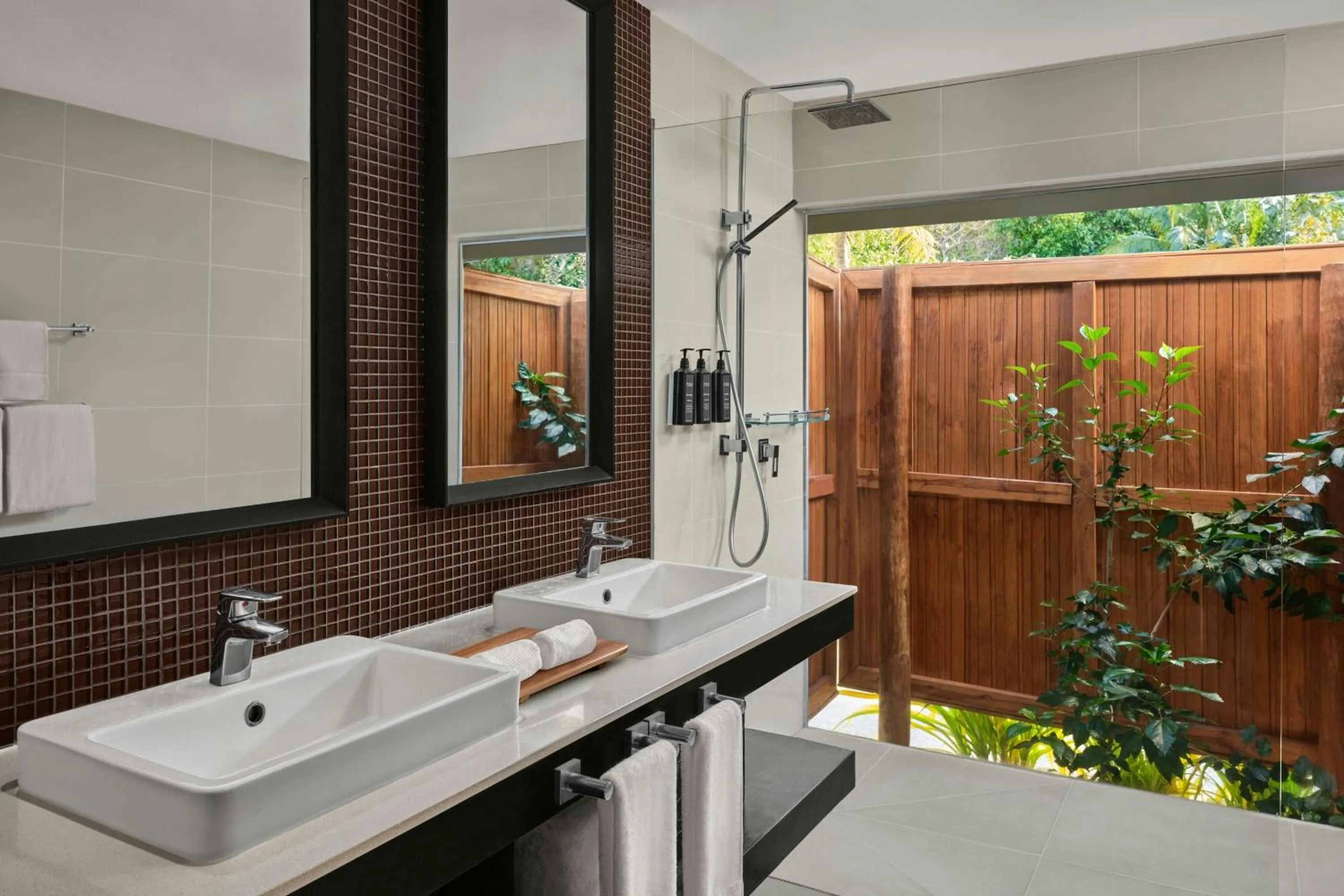 Bathroom in Sheraton Resort & Spa, Tokoriki Island, Fiji