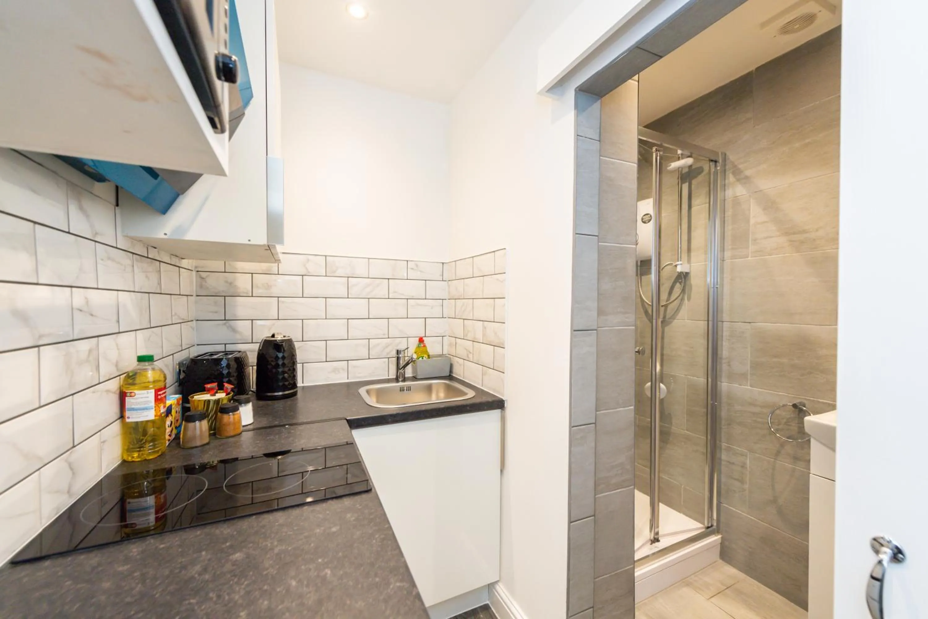 kitchen in Five Seasons Liverpool City - Modern Studios near Anfield